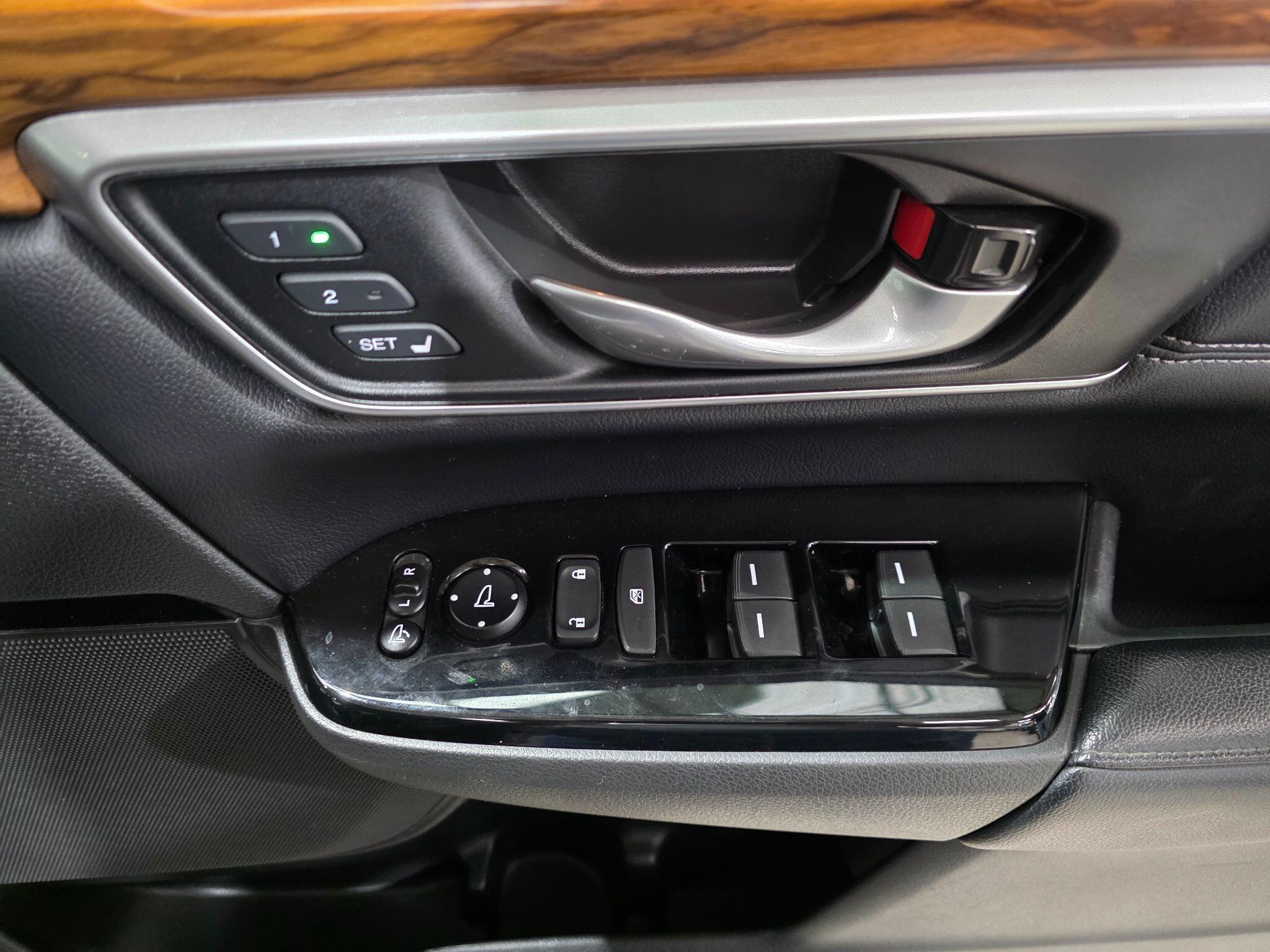 Honda CR-V view 14