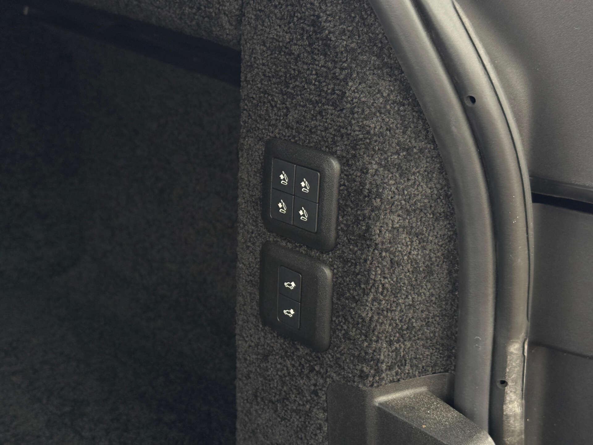 Land Rover Range Rover view 33