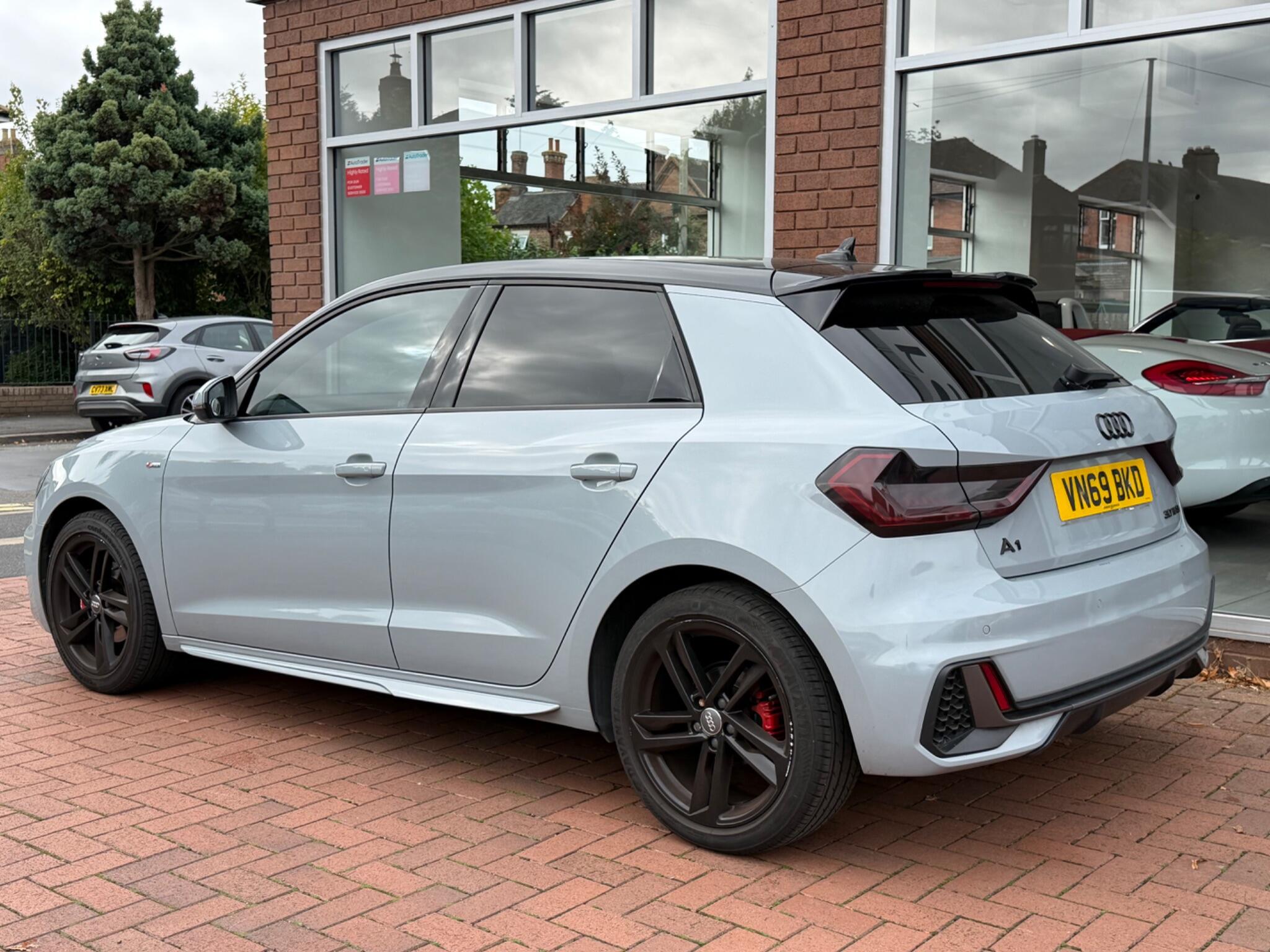 Audi A1 view 16
