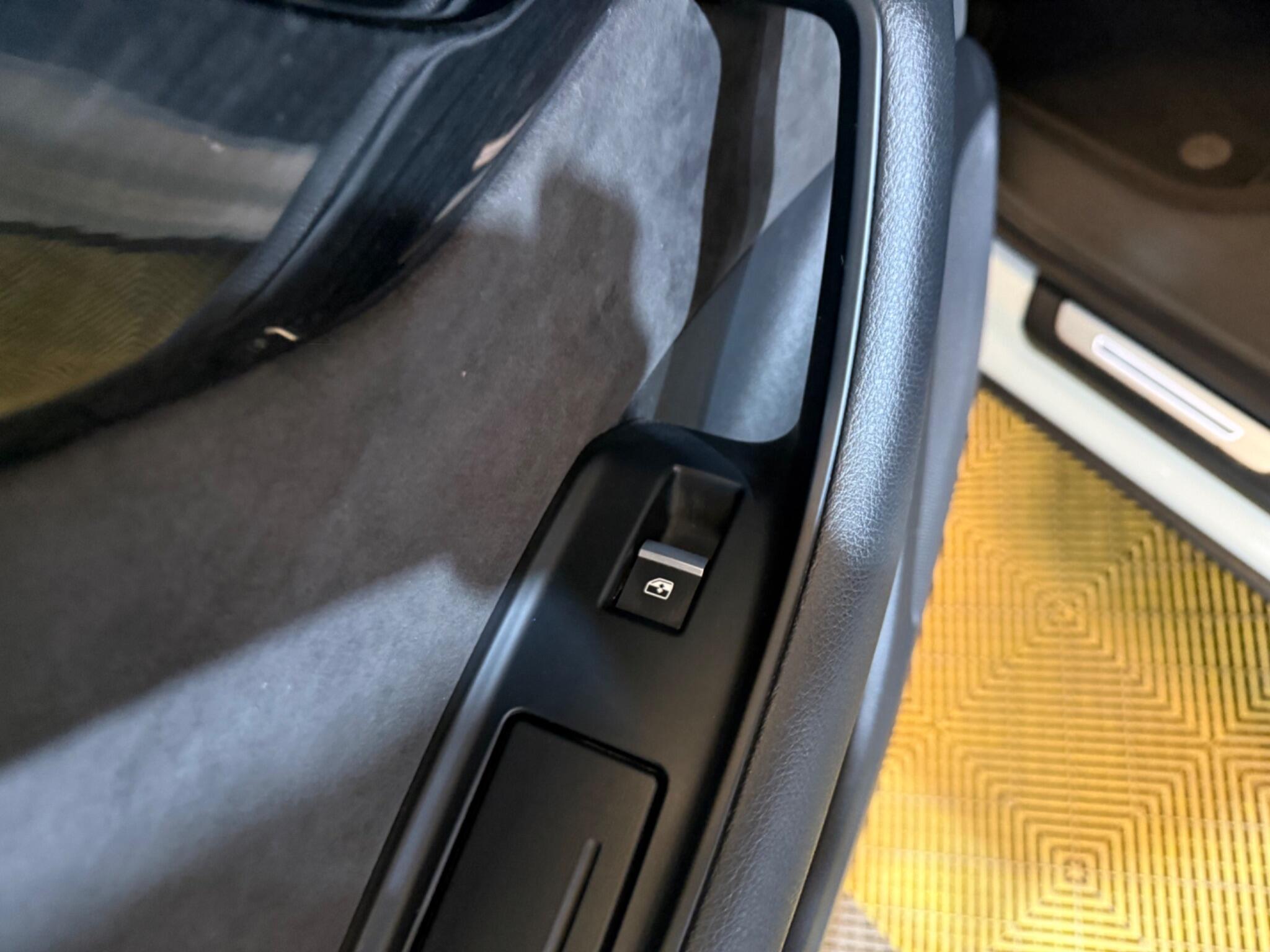 Audi Q7 view 53