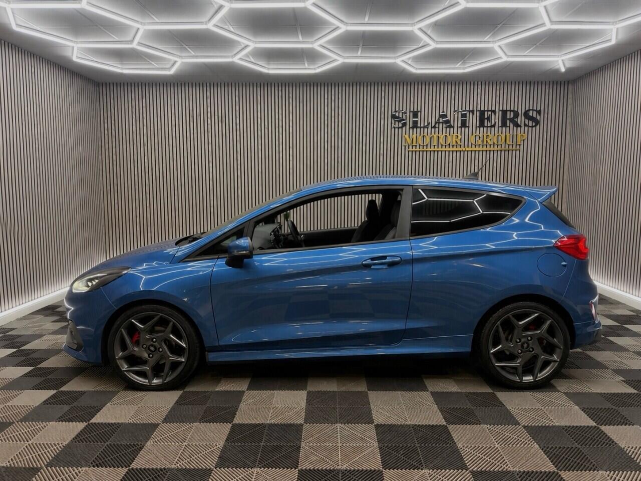 Ford Fiesta view 25