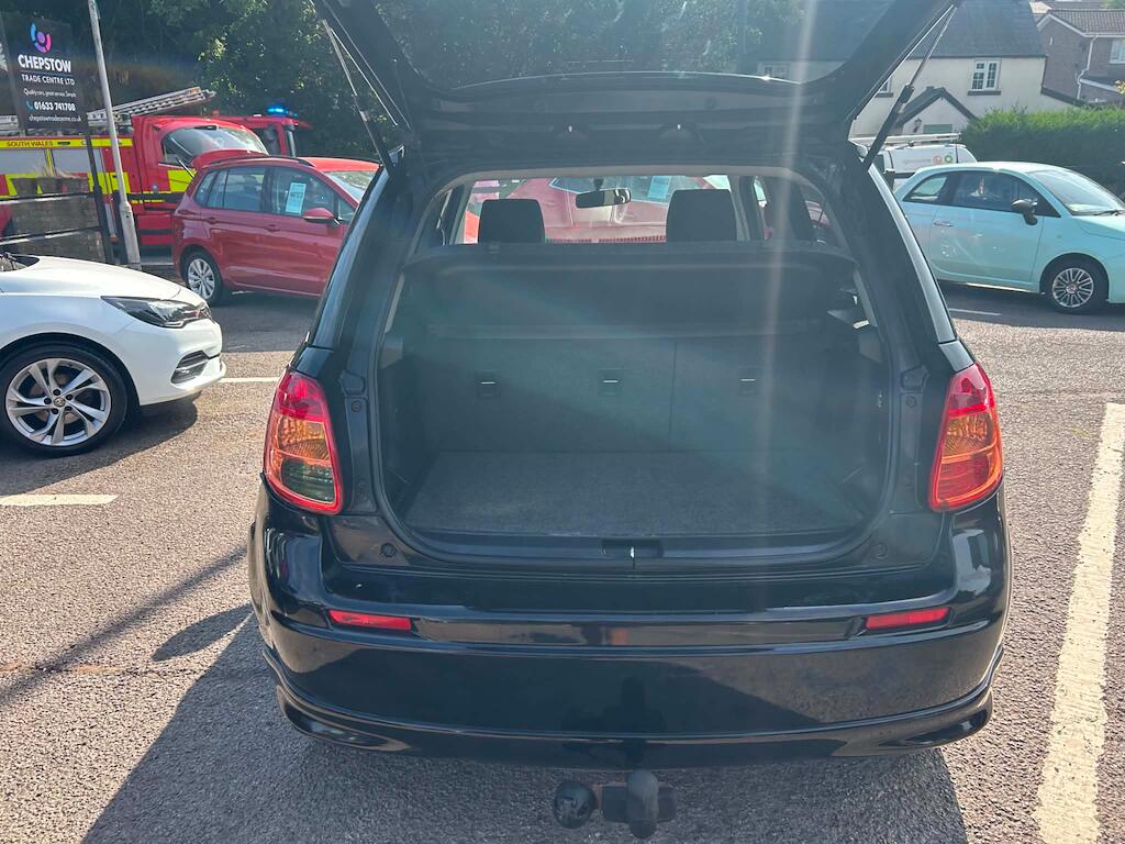 Suzuki SX4 view 14