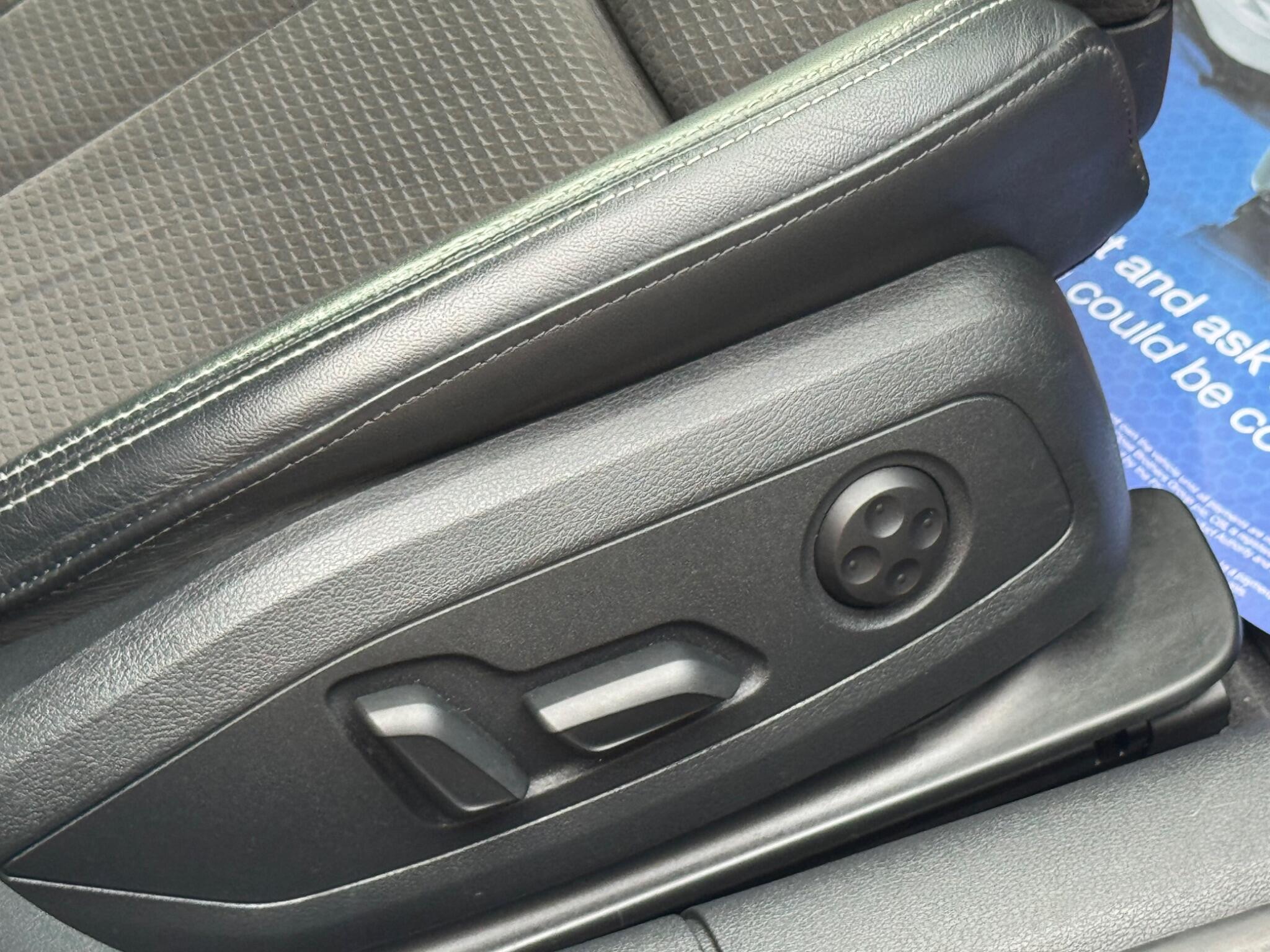 Audi A5 view 12
