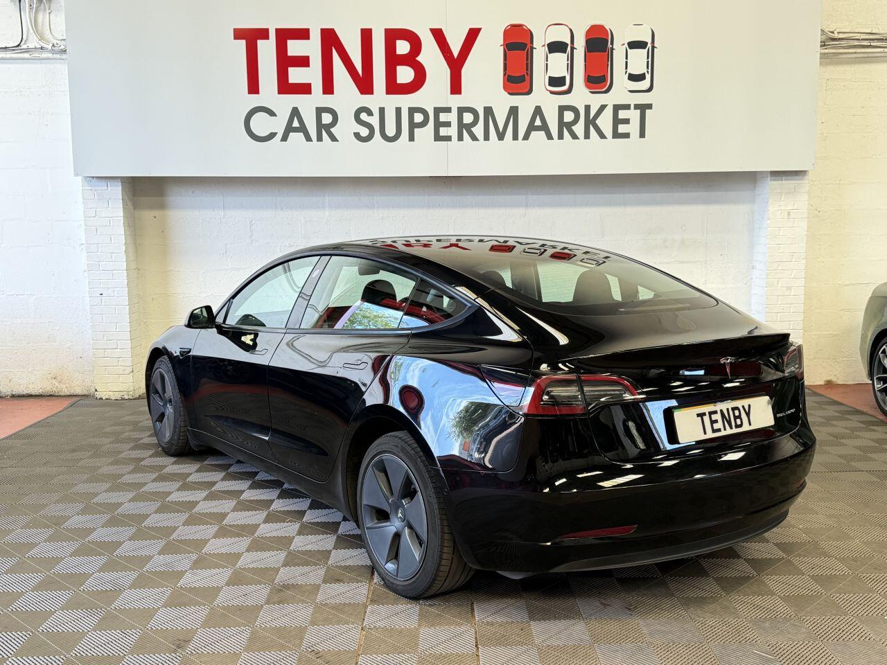 Tesla Model 3 view 7