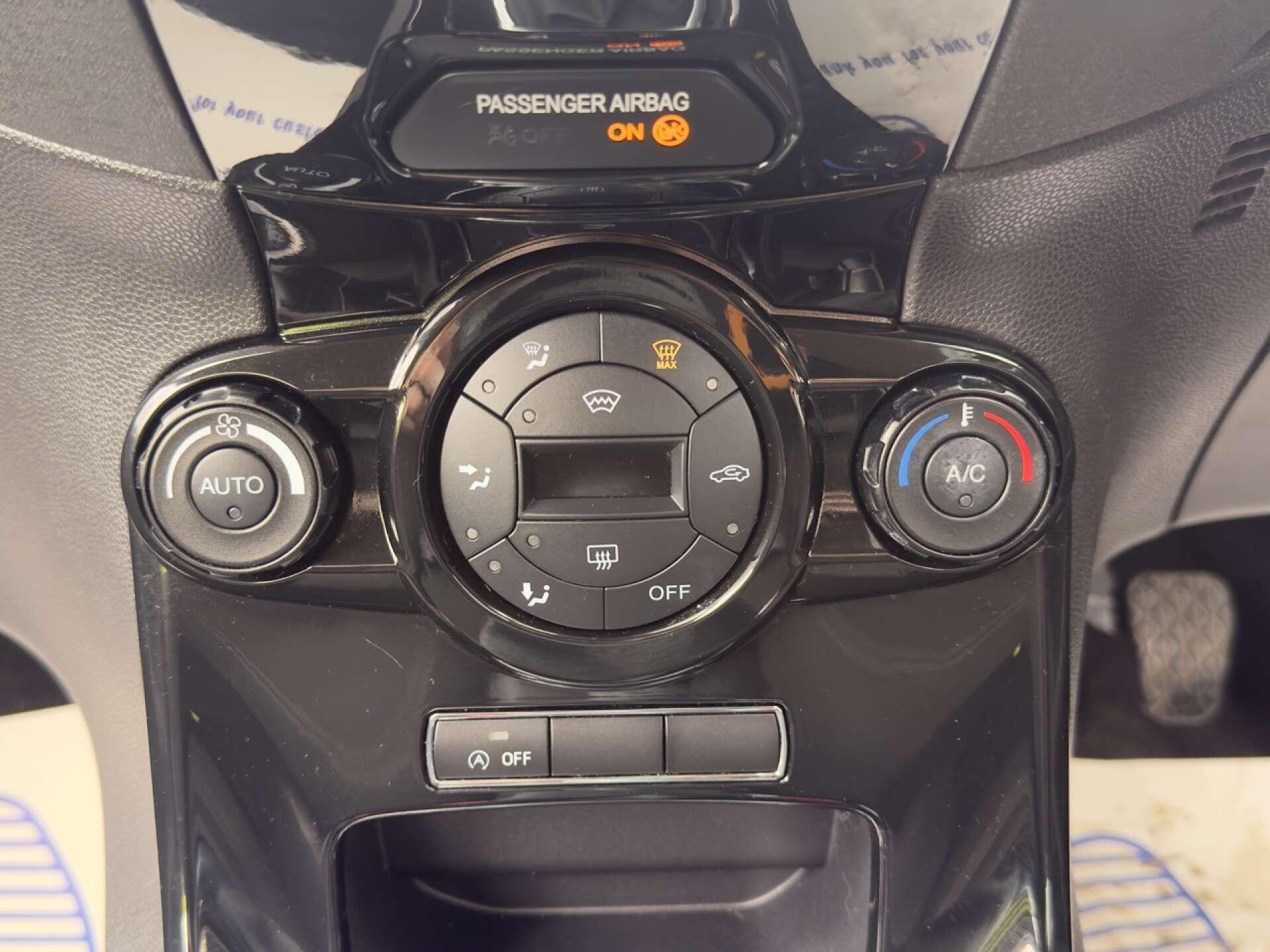 Ford Fiesta view 21