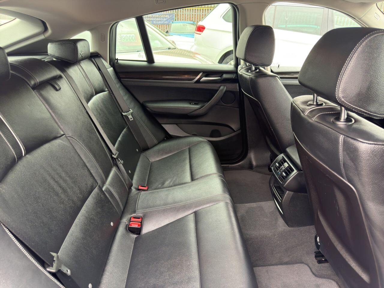 BMW X4 view 32