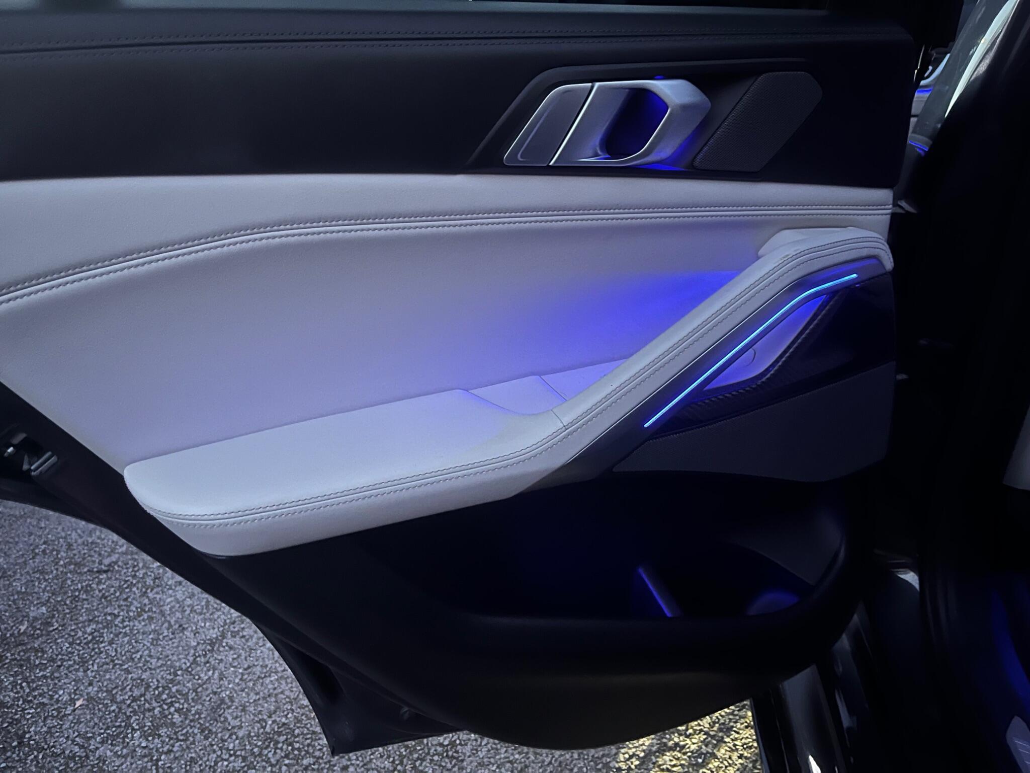 BMW X6 view 81