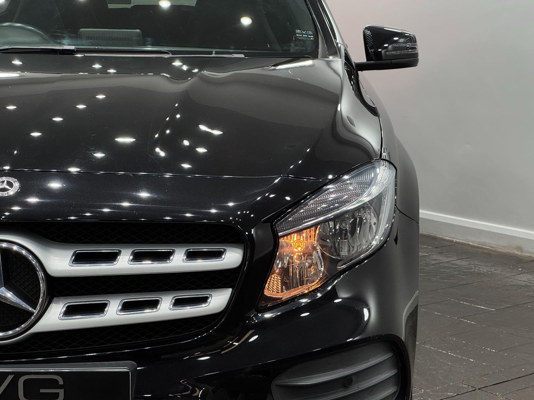 Mercedes-Benz Gla view 9