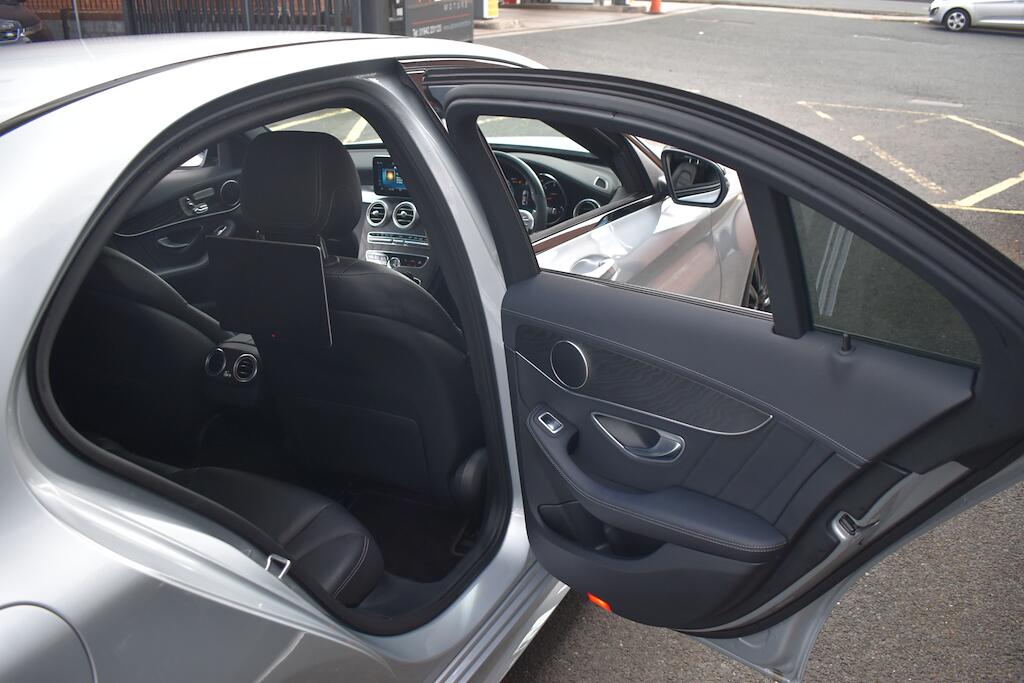 Mercedes-Benz C Class view 29