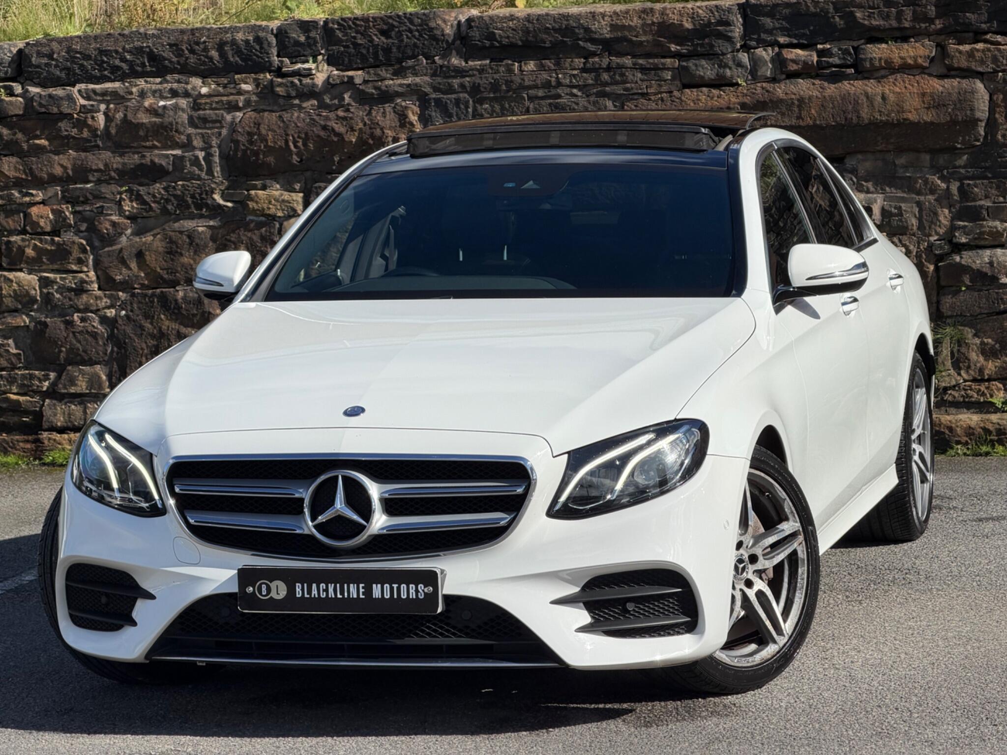 Mercedes-Benz E-Class view 3