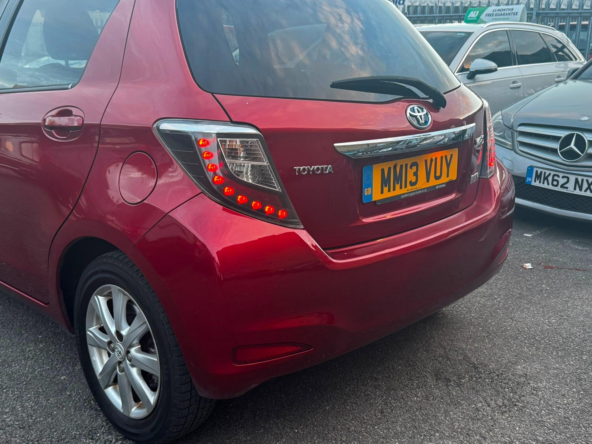 Toyota Yaris view 11