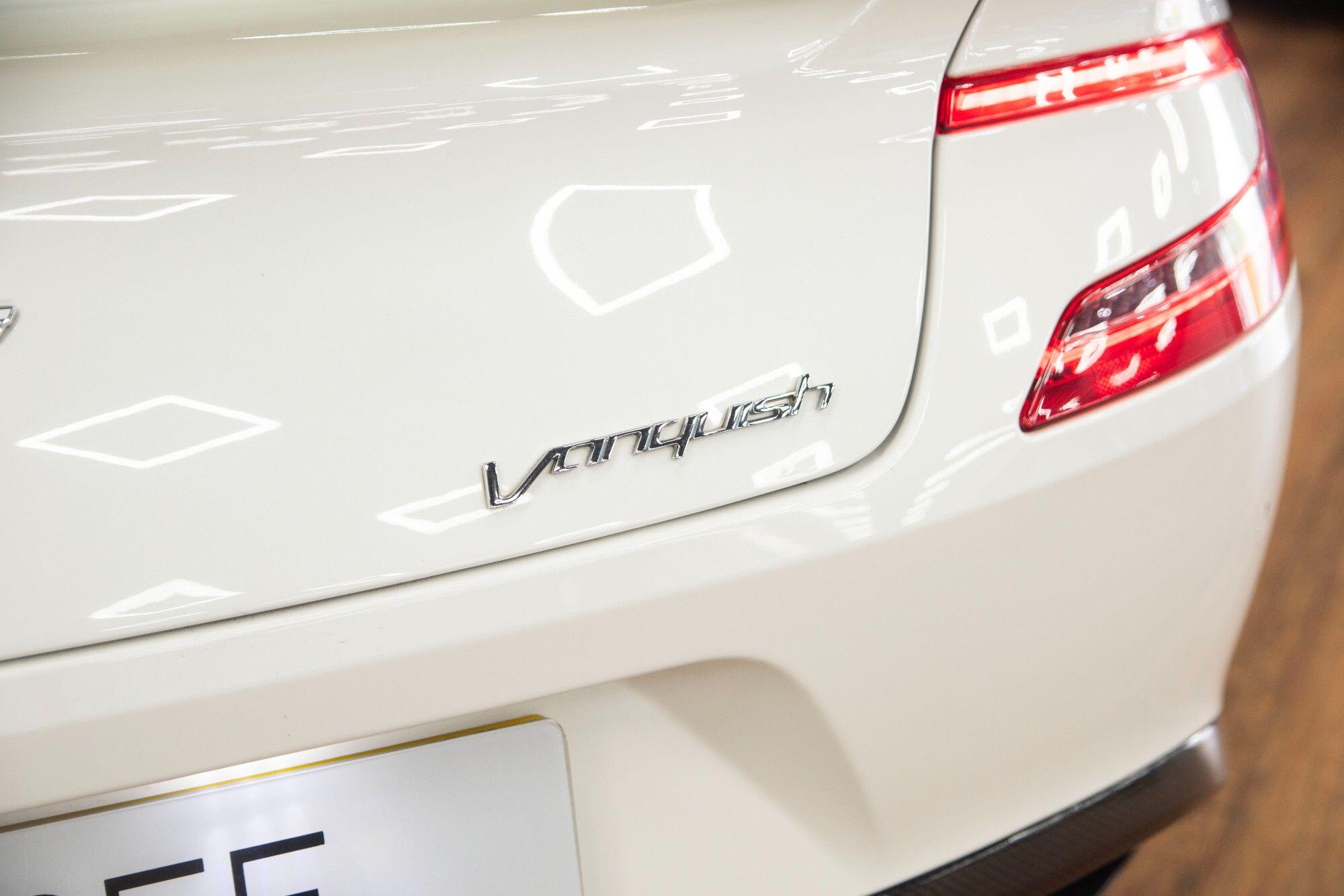 Aston Martin Vanquish view 28