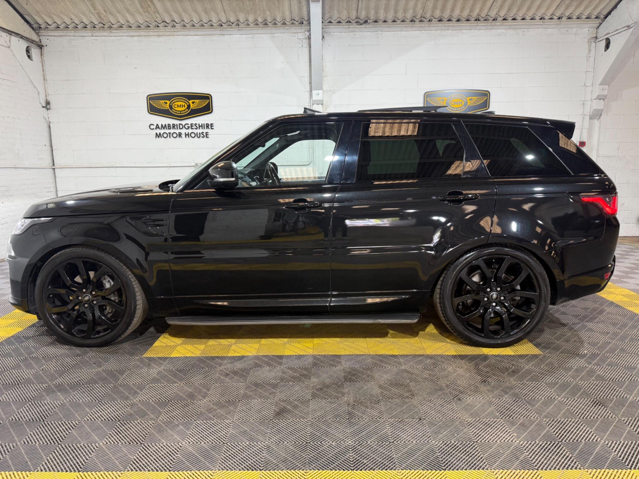 Land Rover Range Rover Sport view 10