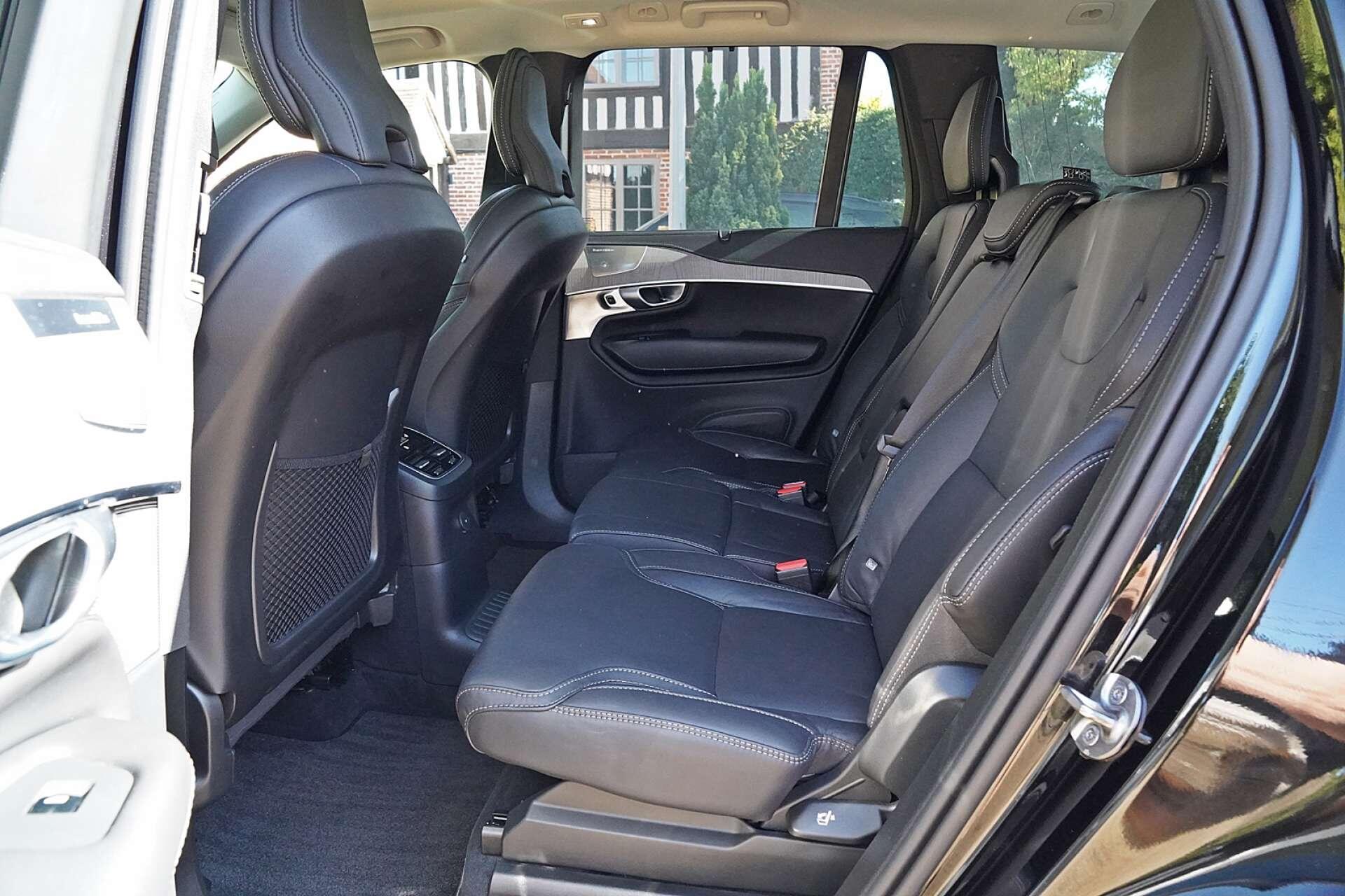 Volvo XC90 view 15