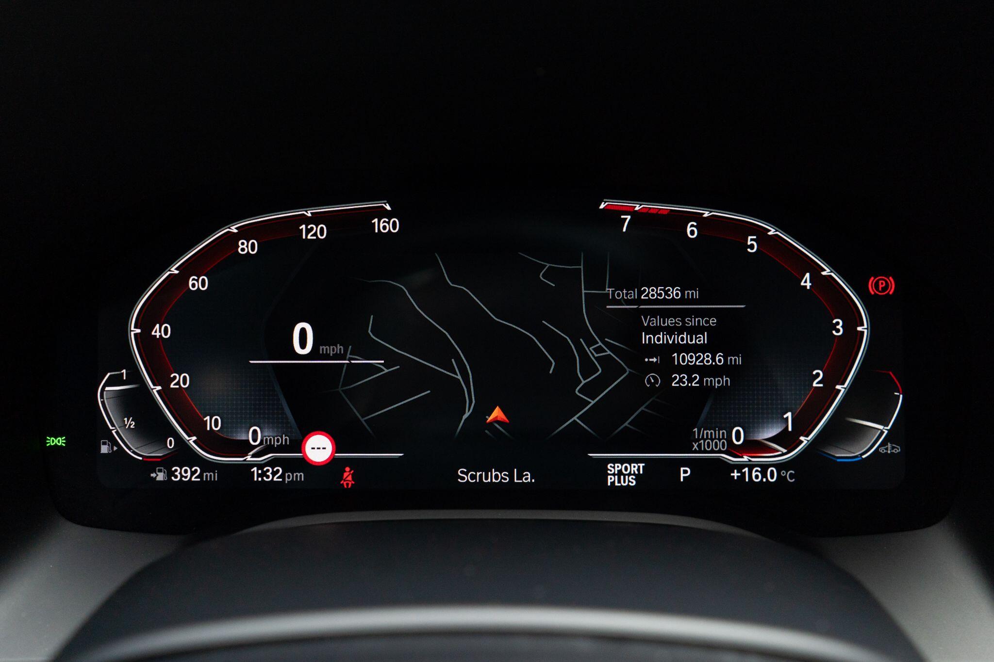 BMW 8 Series view 36