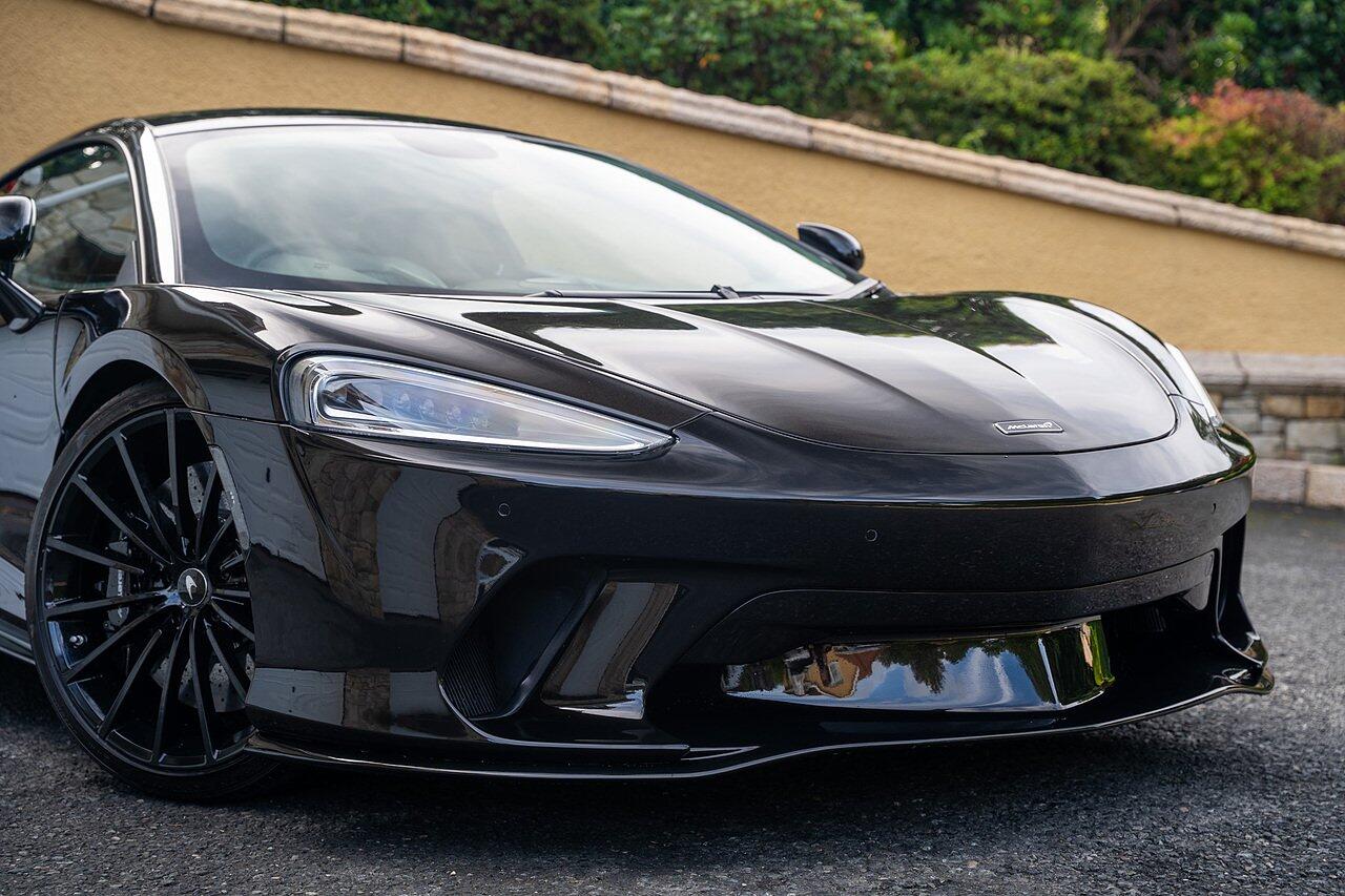McLaren GT view 27