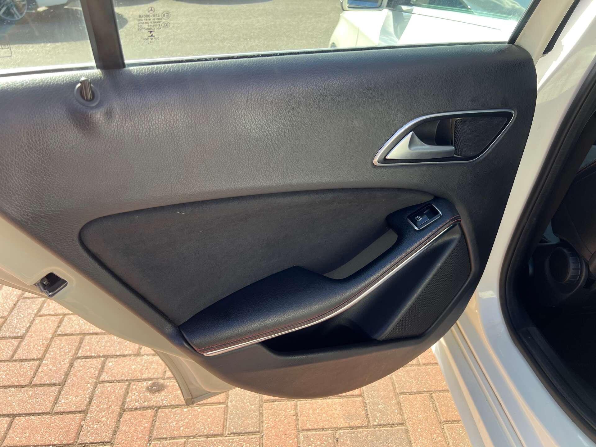 Mercedes-Benz A-Class view 40