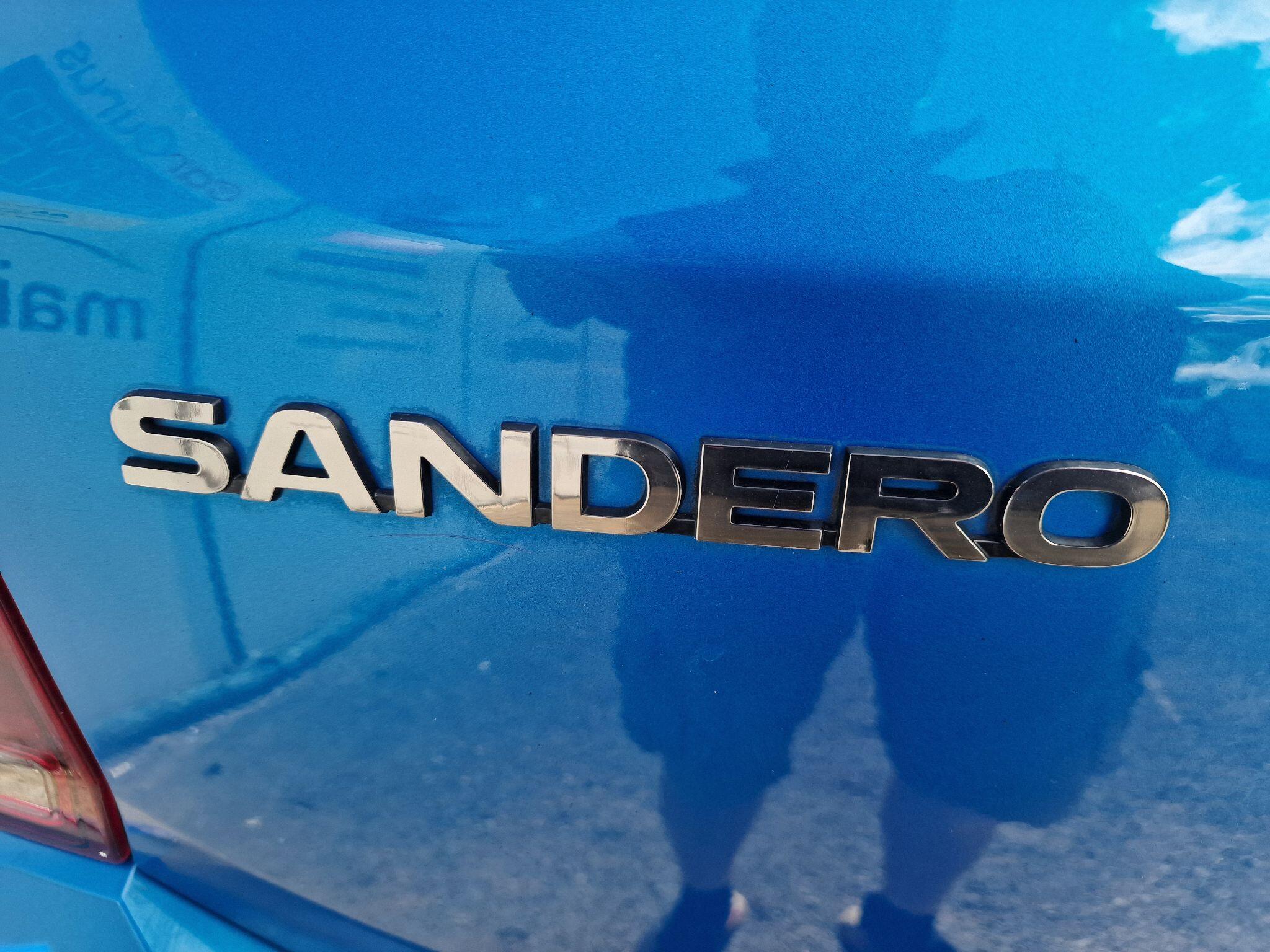 Dacia Sandero view 53