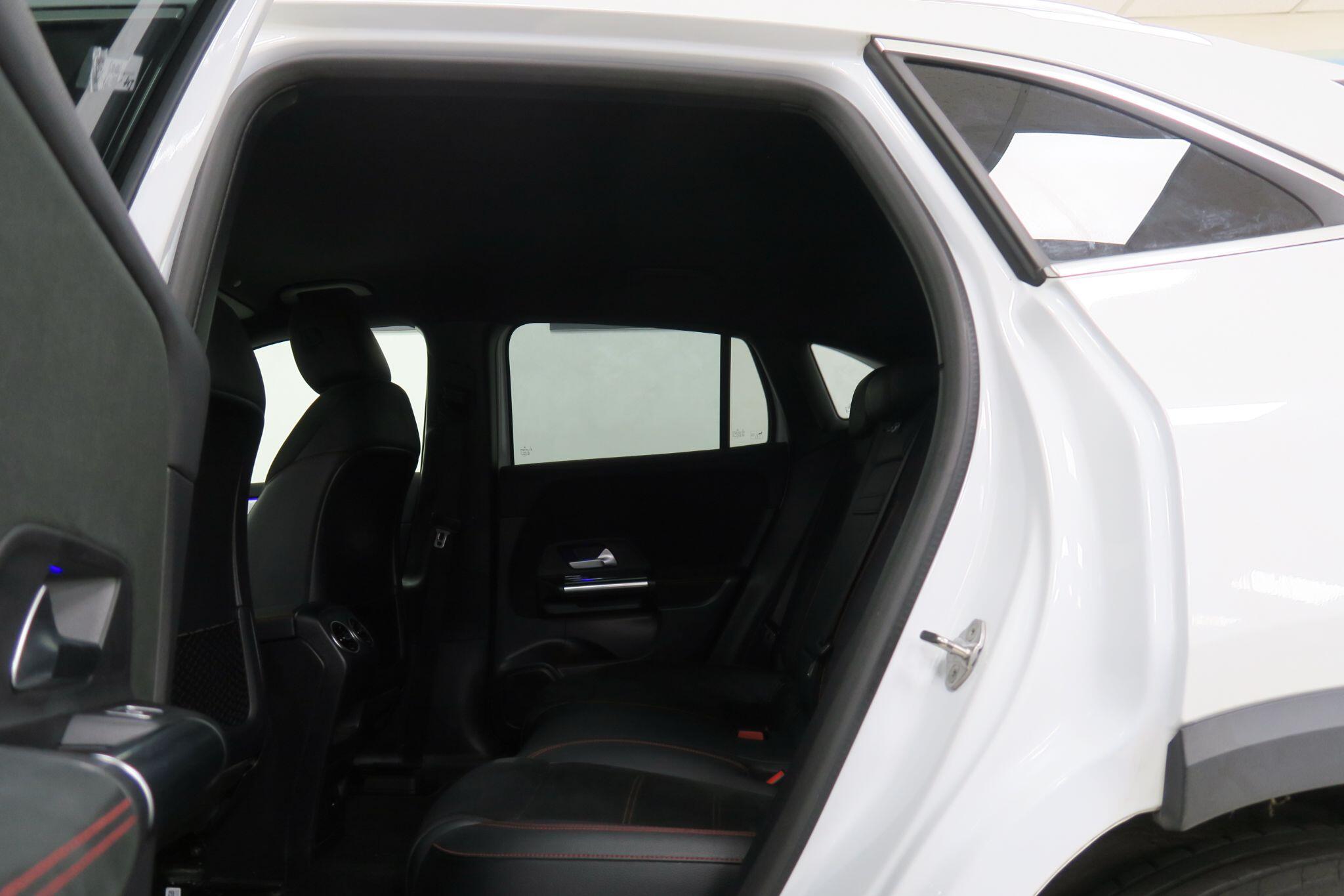 Mercedes-Benz Eqa view 11