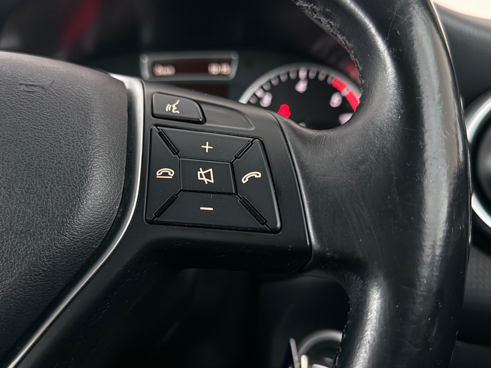 Mercedes-Benz A-Class view 12