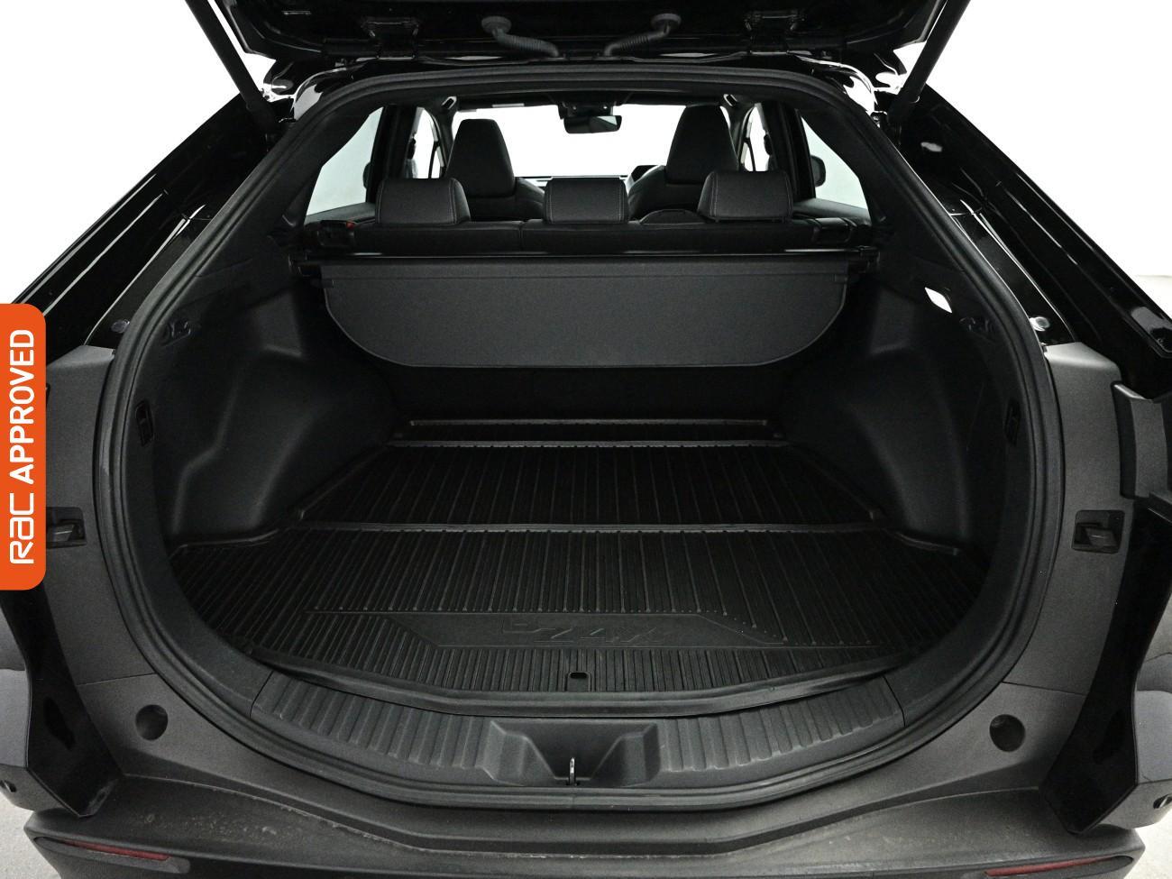 Toyota bZ4X view 29