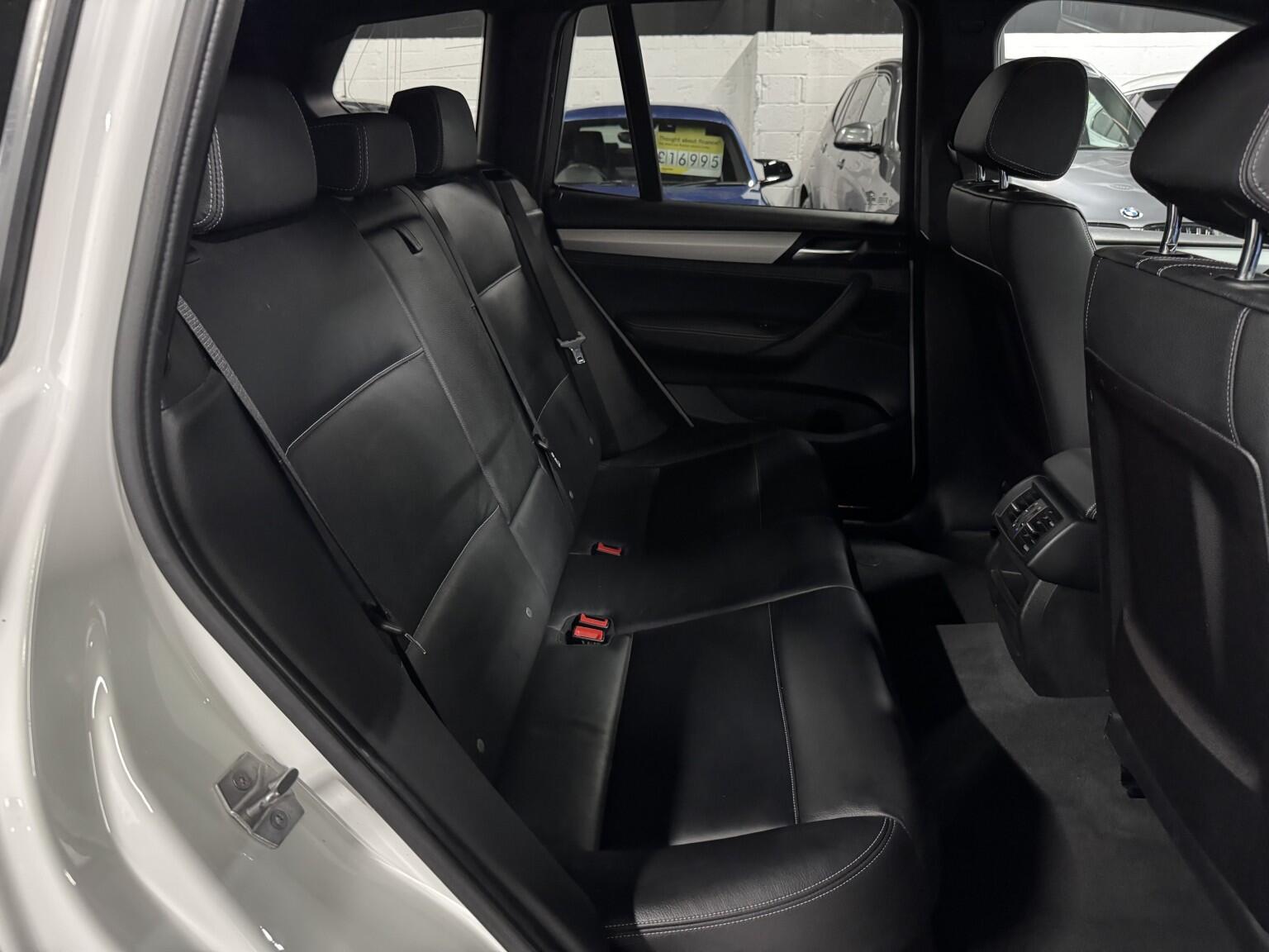 BMW X3 view 13