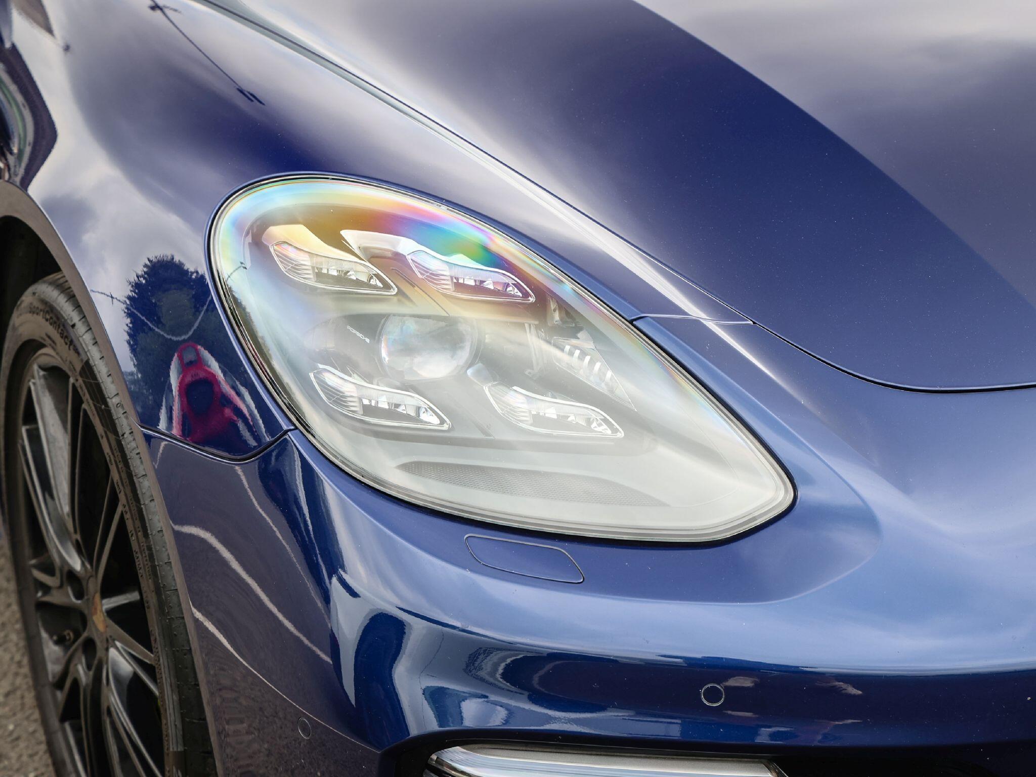 Porsche Panamera view 54