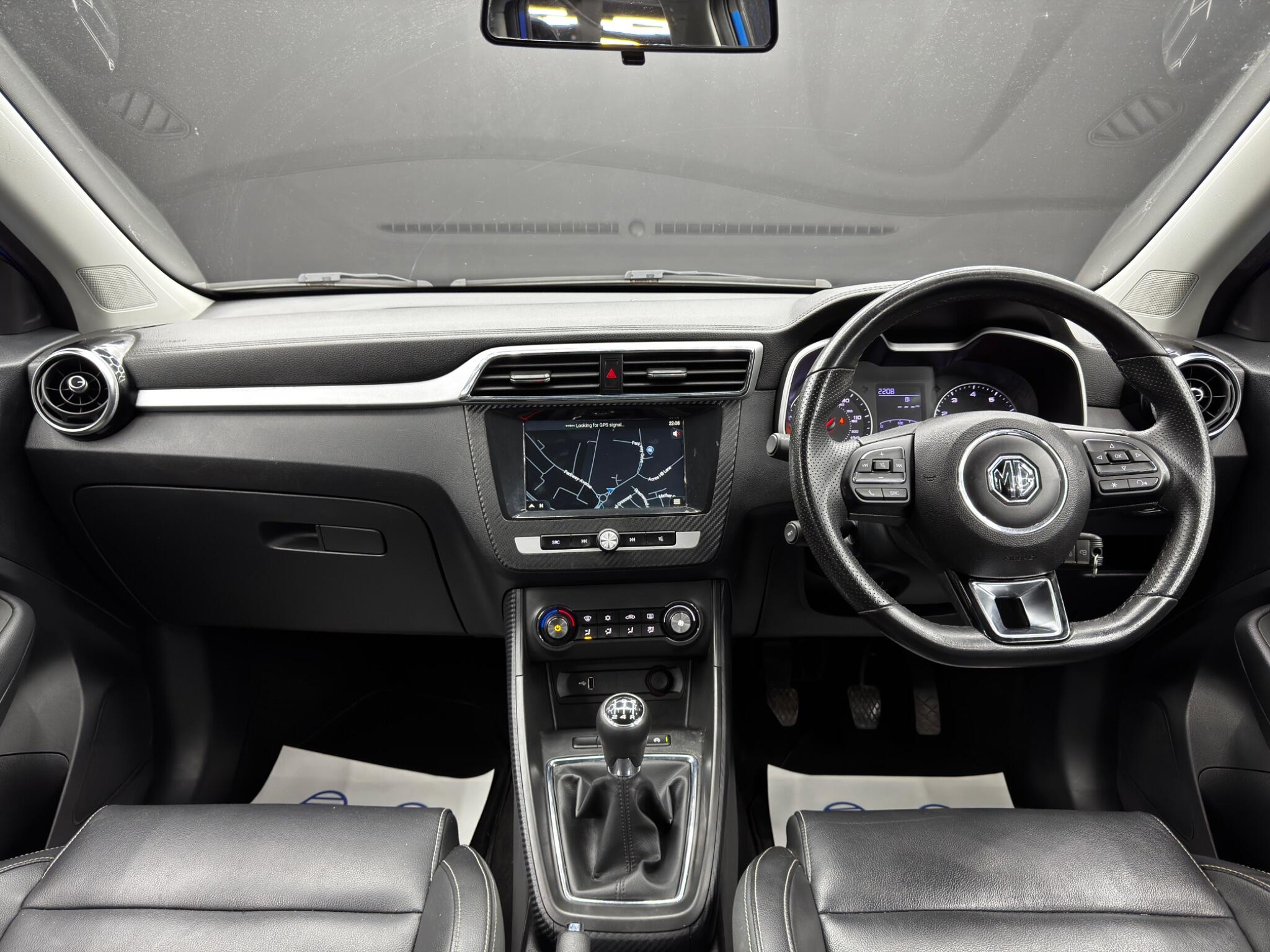 MG ZS view 10