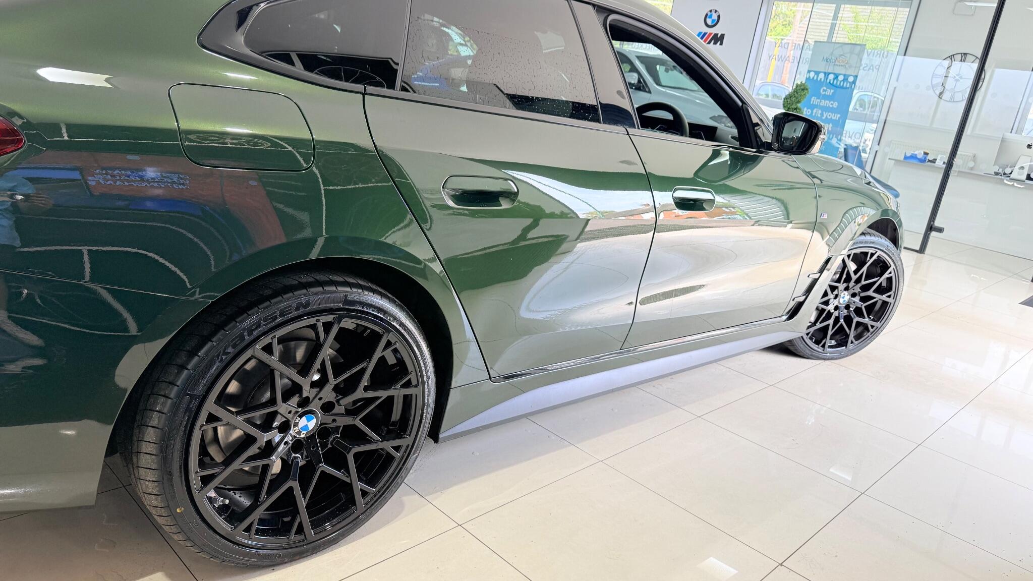 BMW I4 view 27