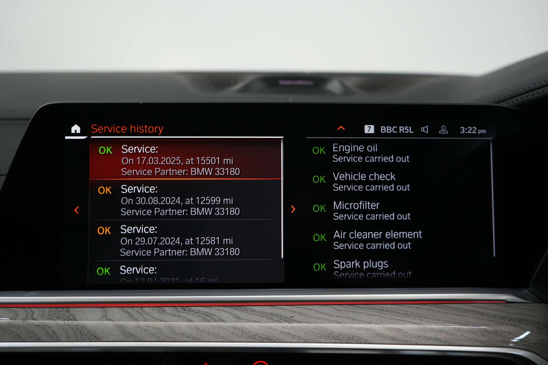 BMW X7 view 45