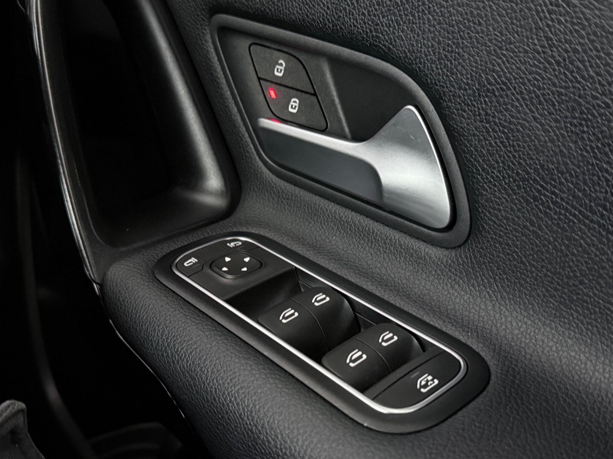Mercedes-Benz A-Class view 16