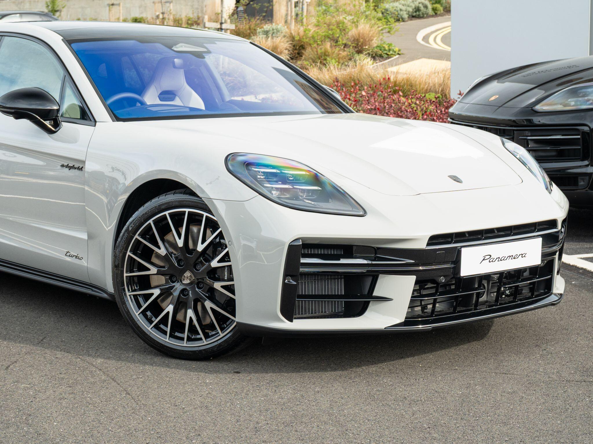Porsche Panamera view 8