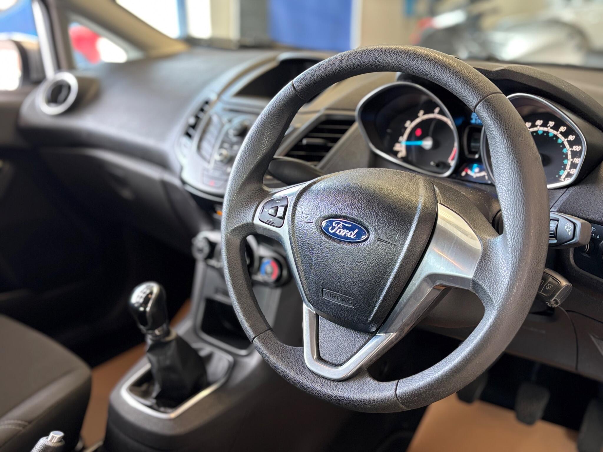 Ford Fiesta view 16