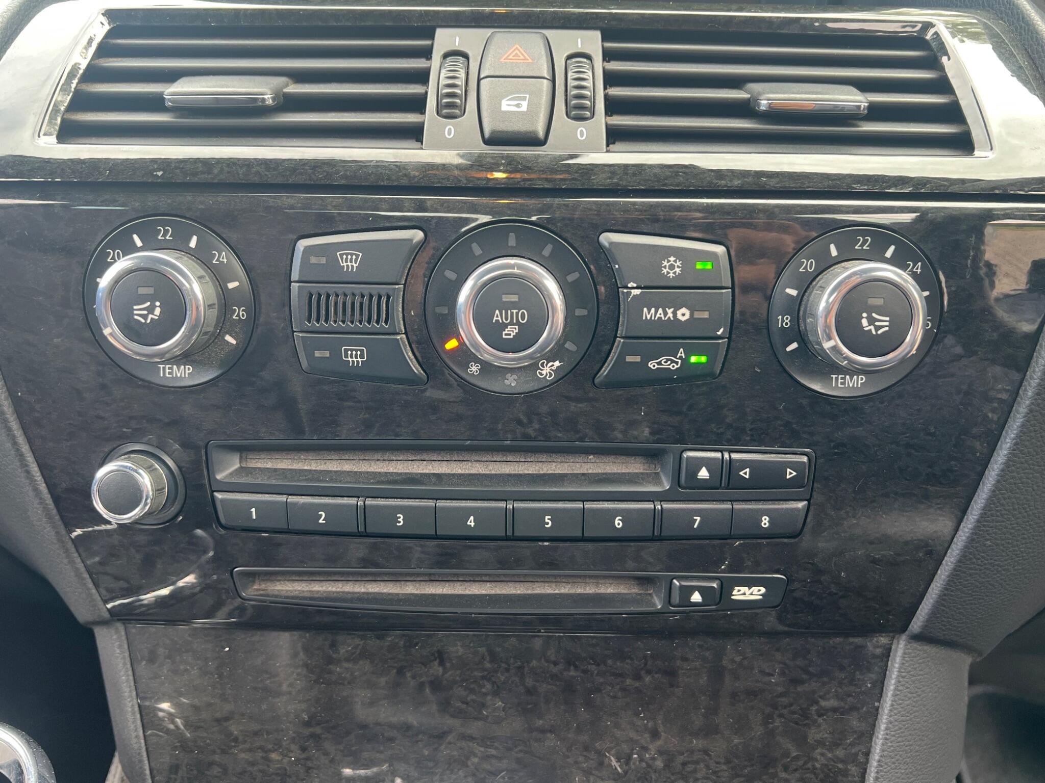 BMW 6 Series view 37