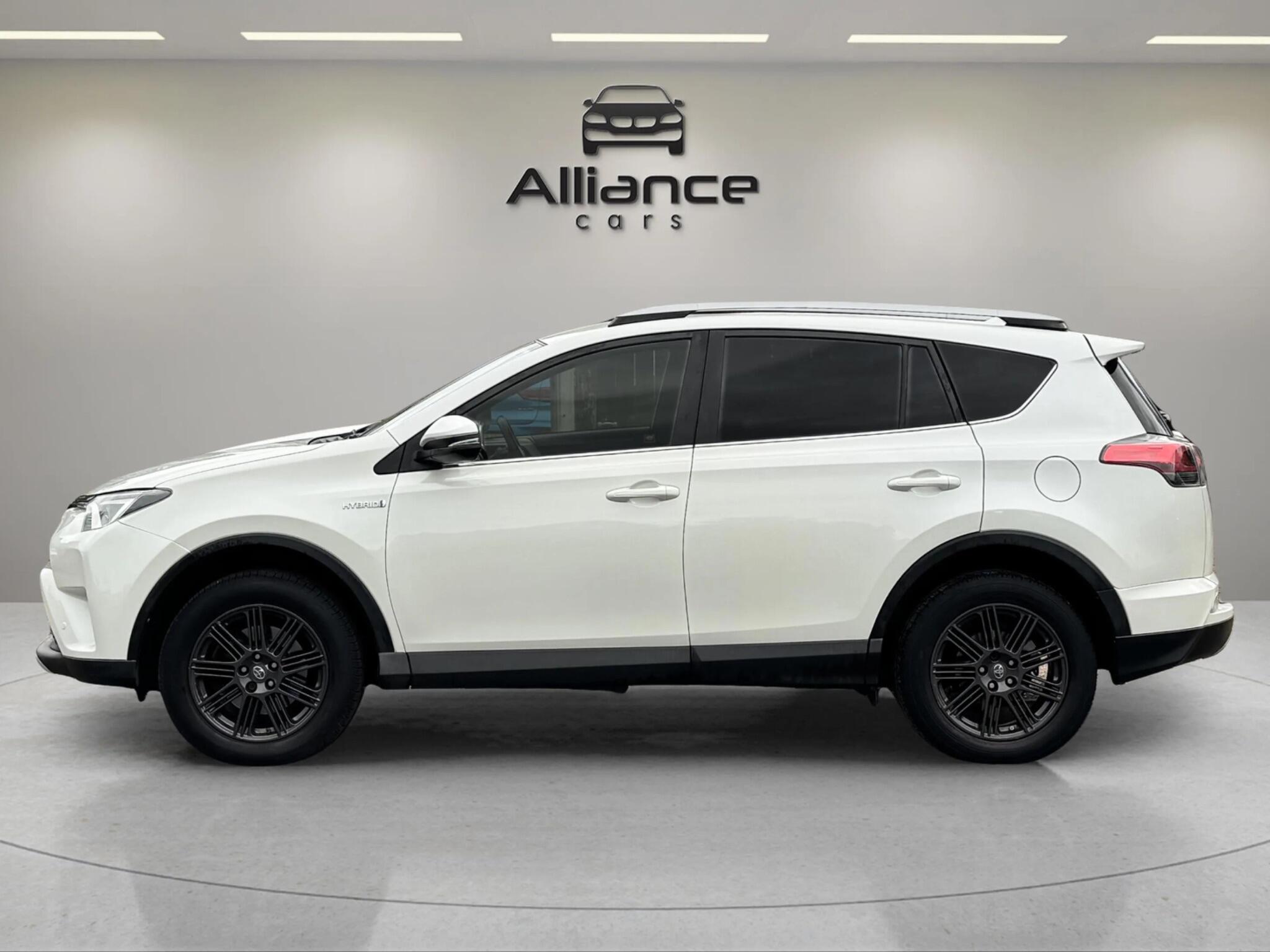 Toyota Rav4 view 12