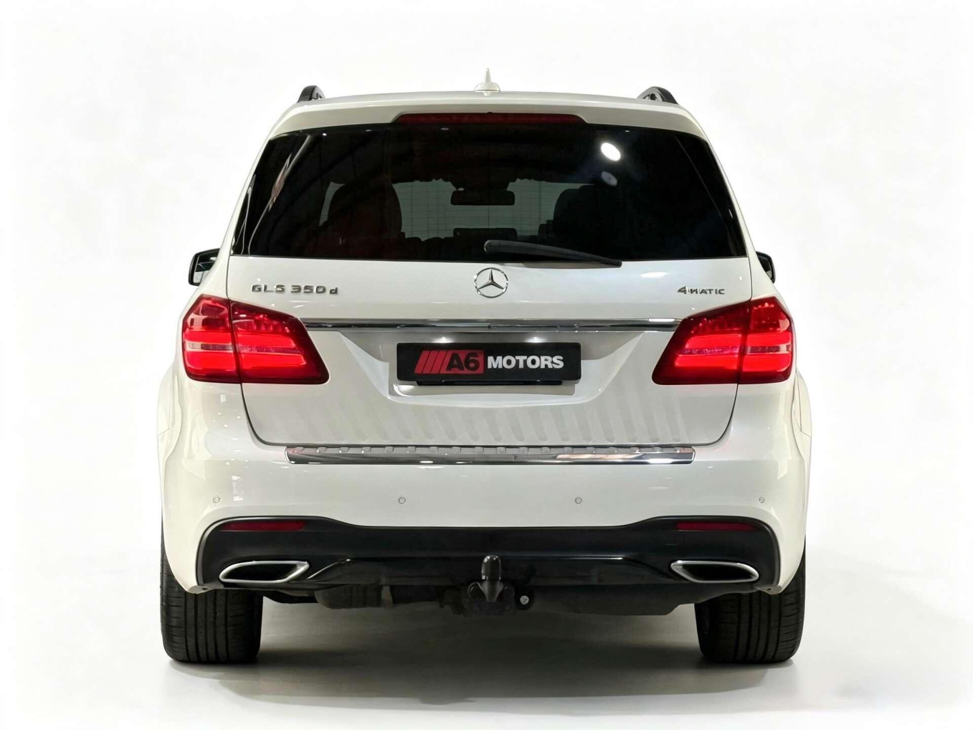 Mercedes-Benz GLS view 10