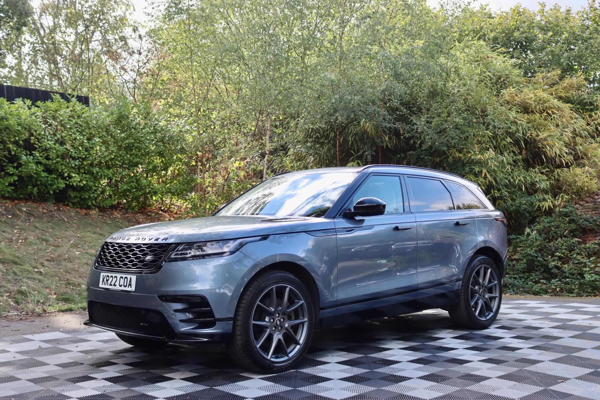Land Rover Range Rover Velar view 10