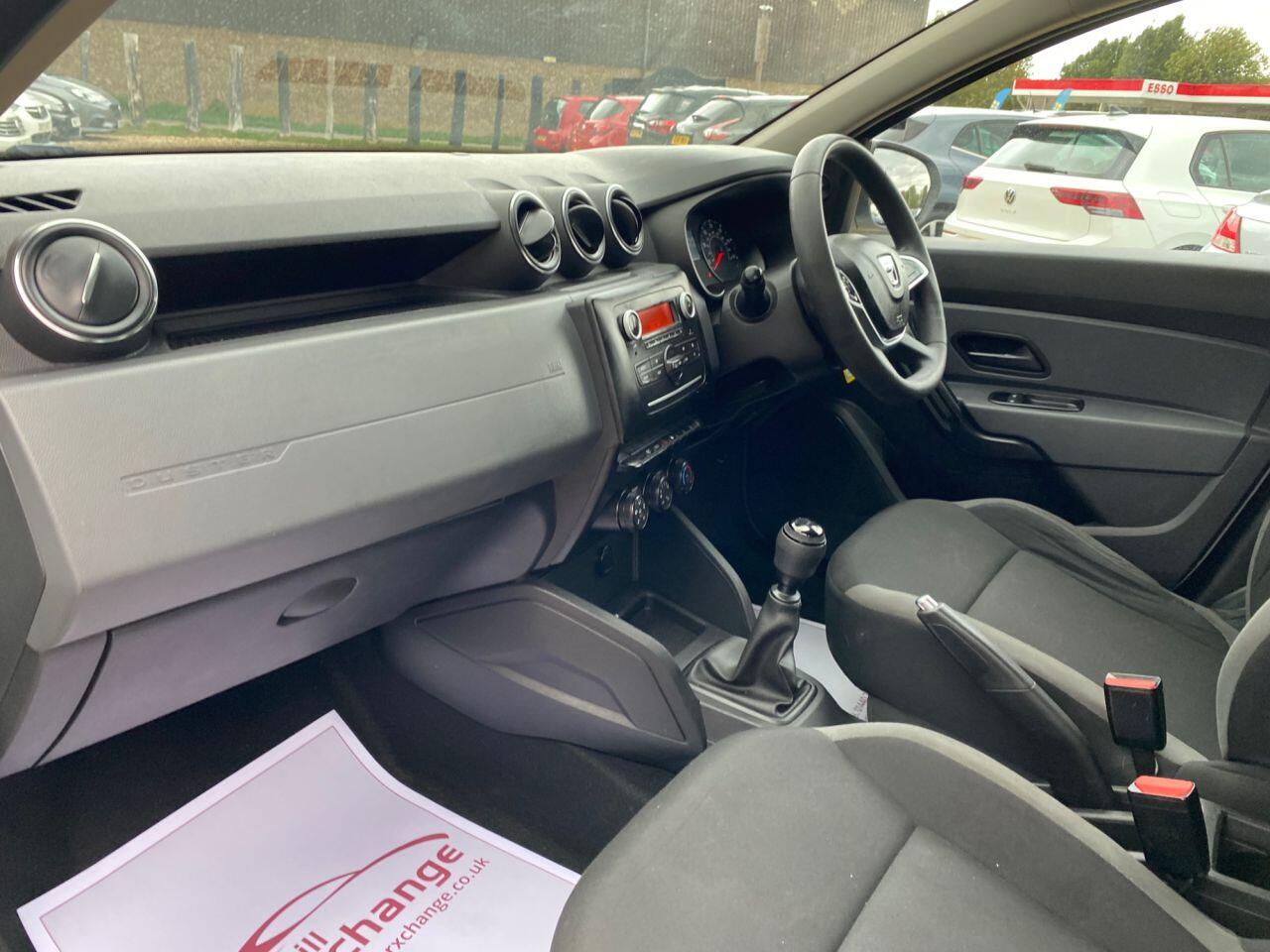 Dacia Duster view 17