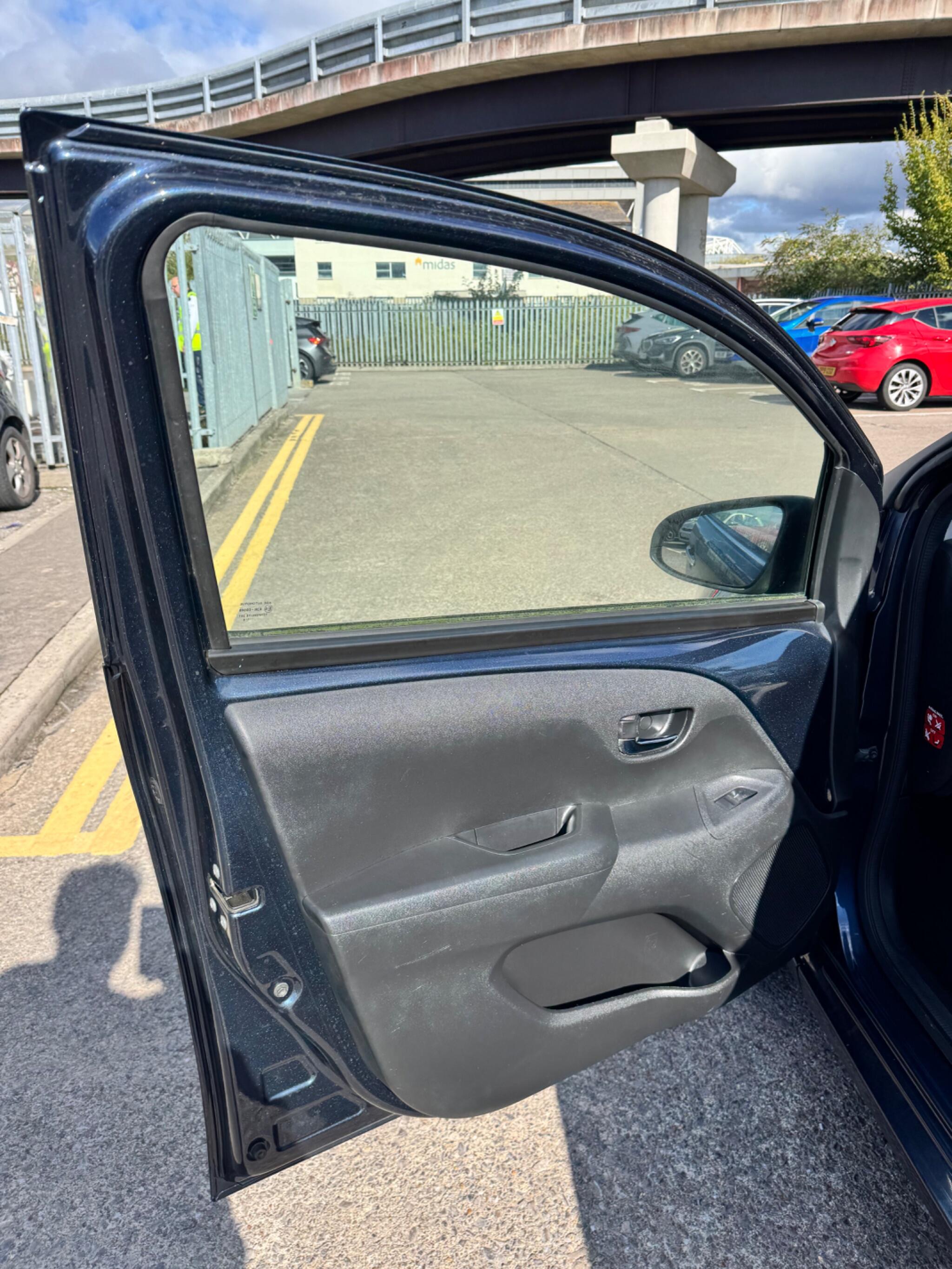 Citroen C1 view 27
