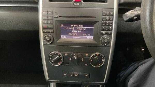Mercedes-Benz B Class view 13