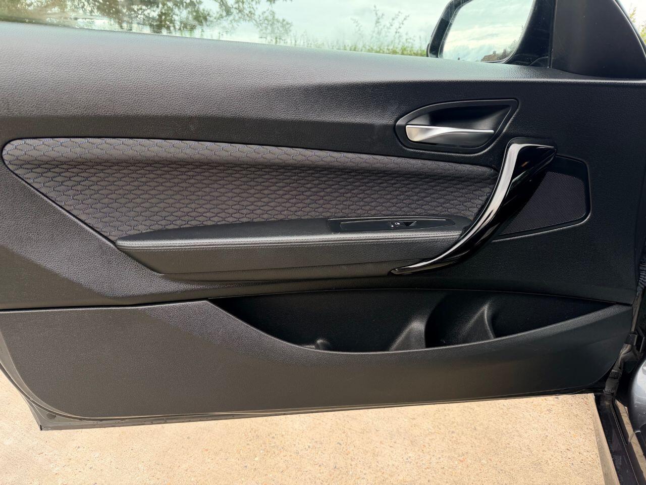 BMW 2 Series view 19