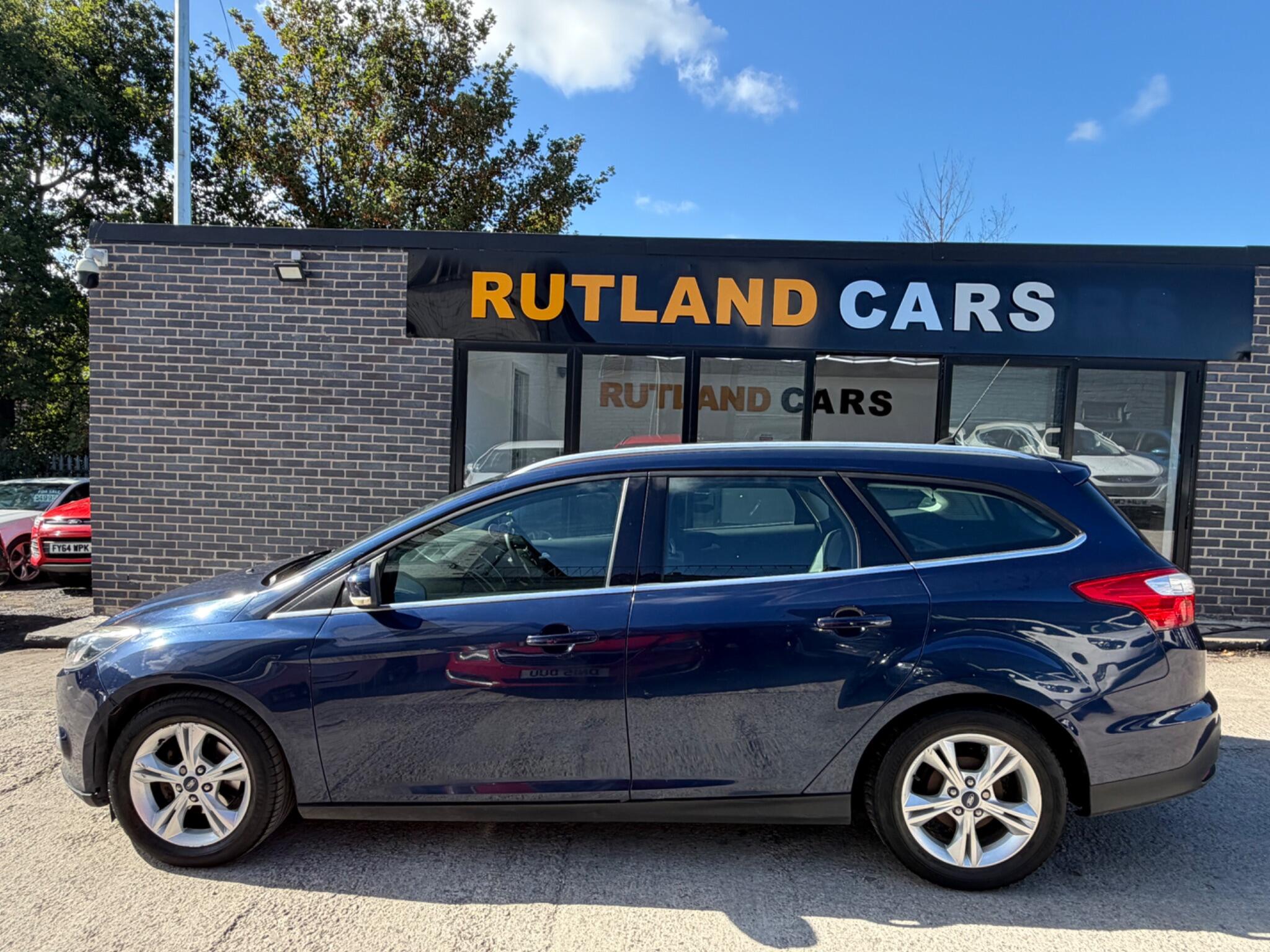 Ford Focus view 7