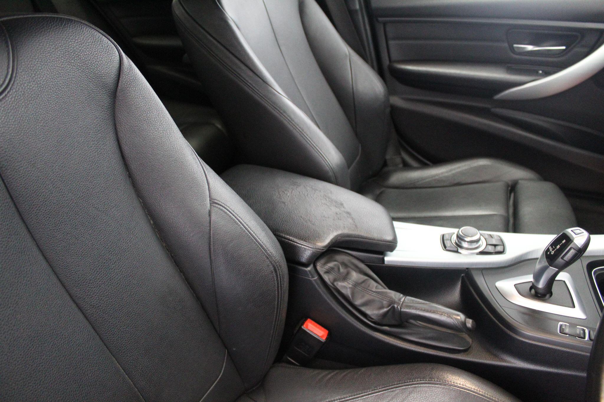BMW 3 Series view 41