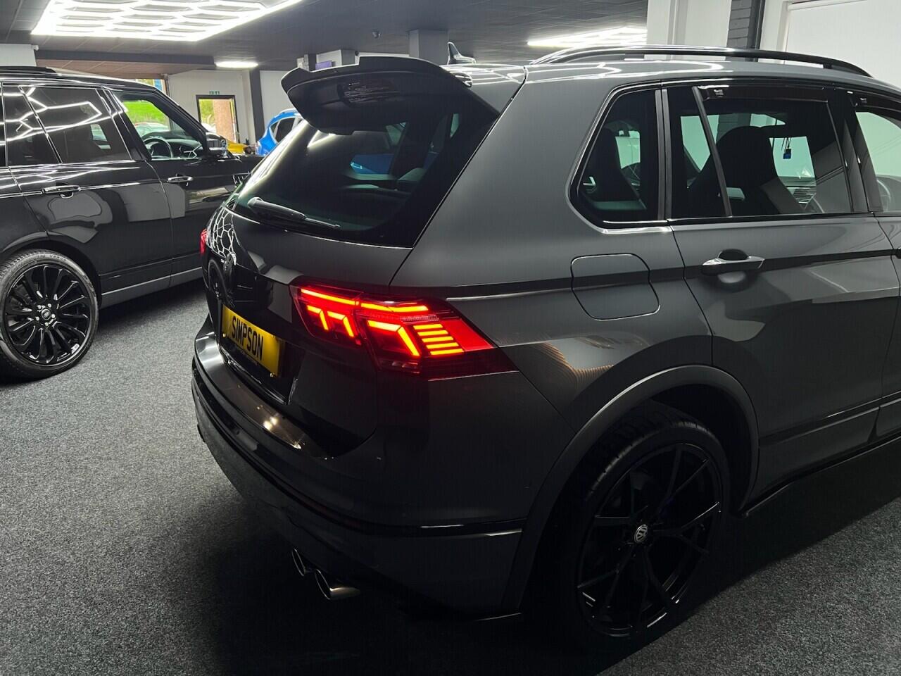 Volkswagen Tiguan view 13