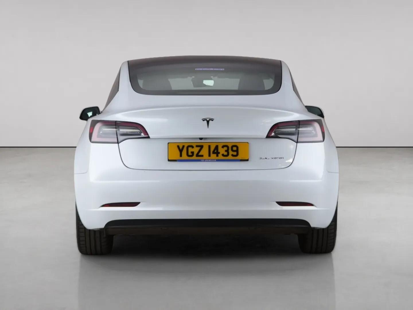 Tesla Model 3 view 7