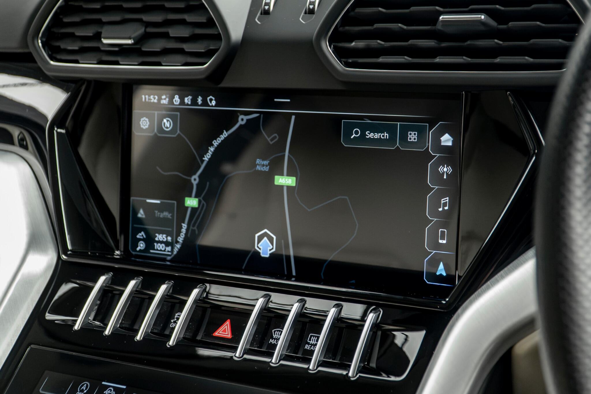 Lamborghini Urus view 25