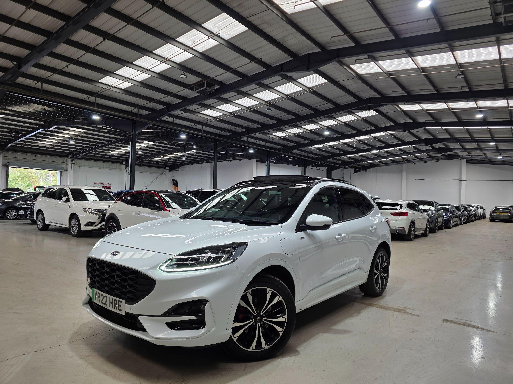 2022 Ford Kuga in White for sale