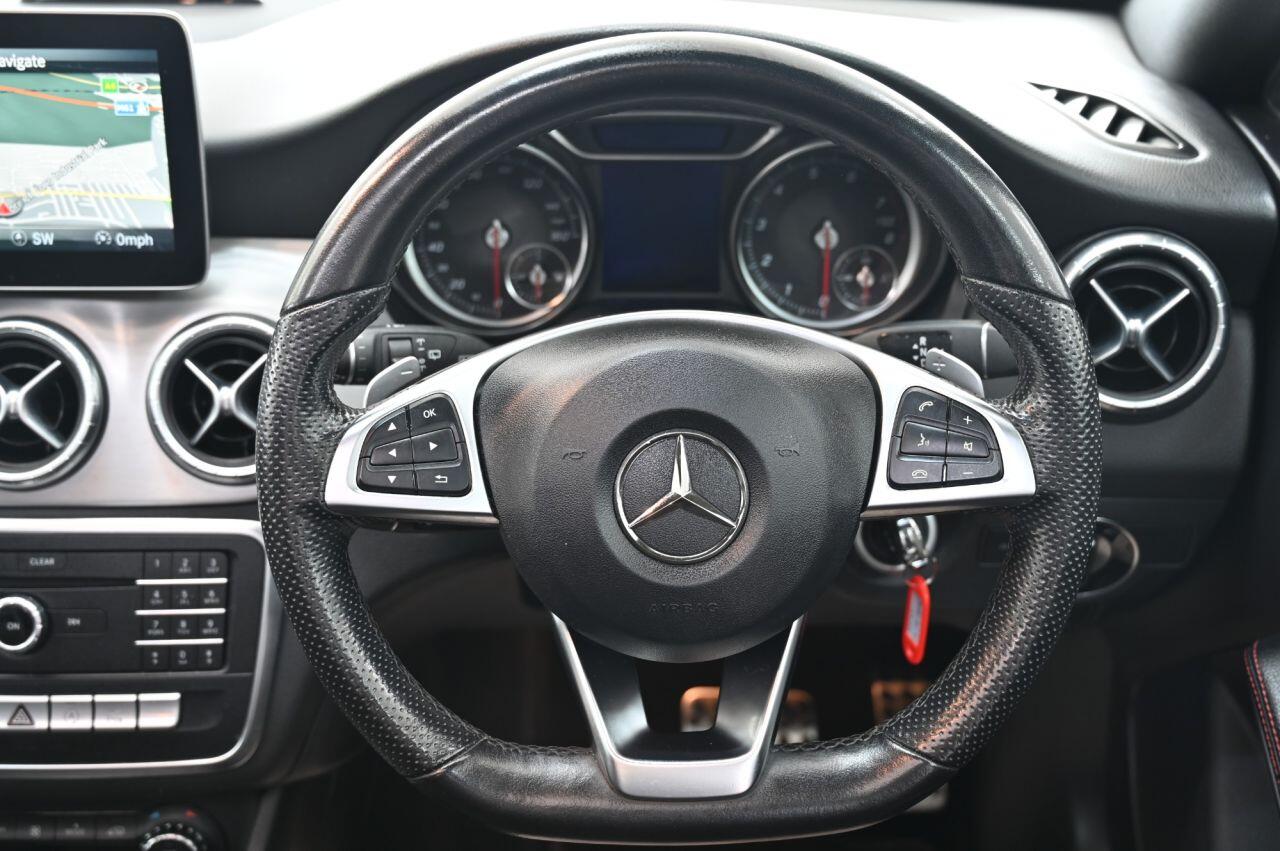 Mercedes-Benz Cla view 20