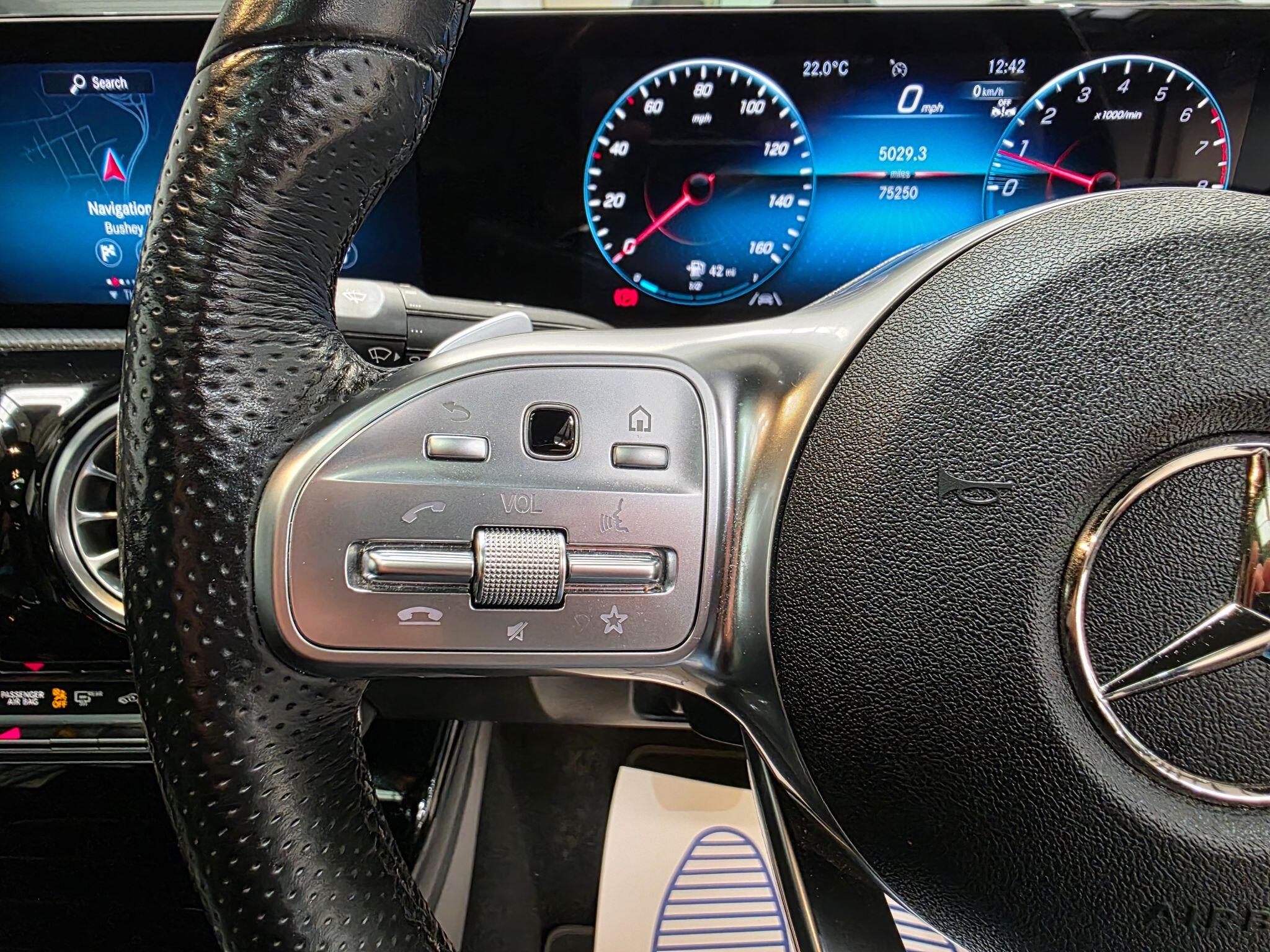 Mercedes-Benz Cla view 21