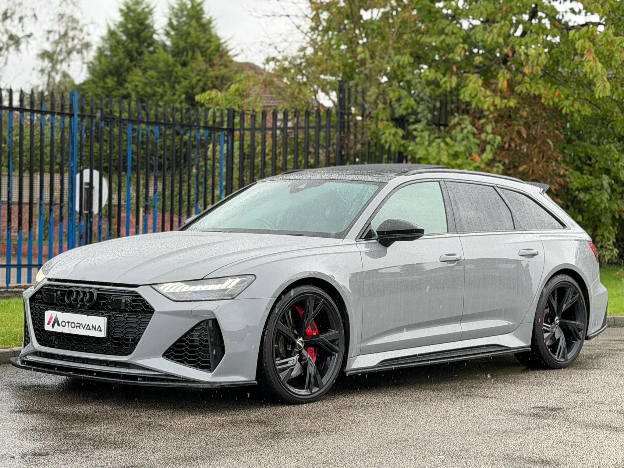 Audi RS6 view 5